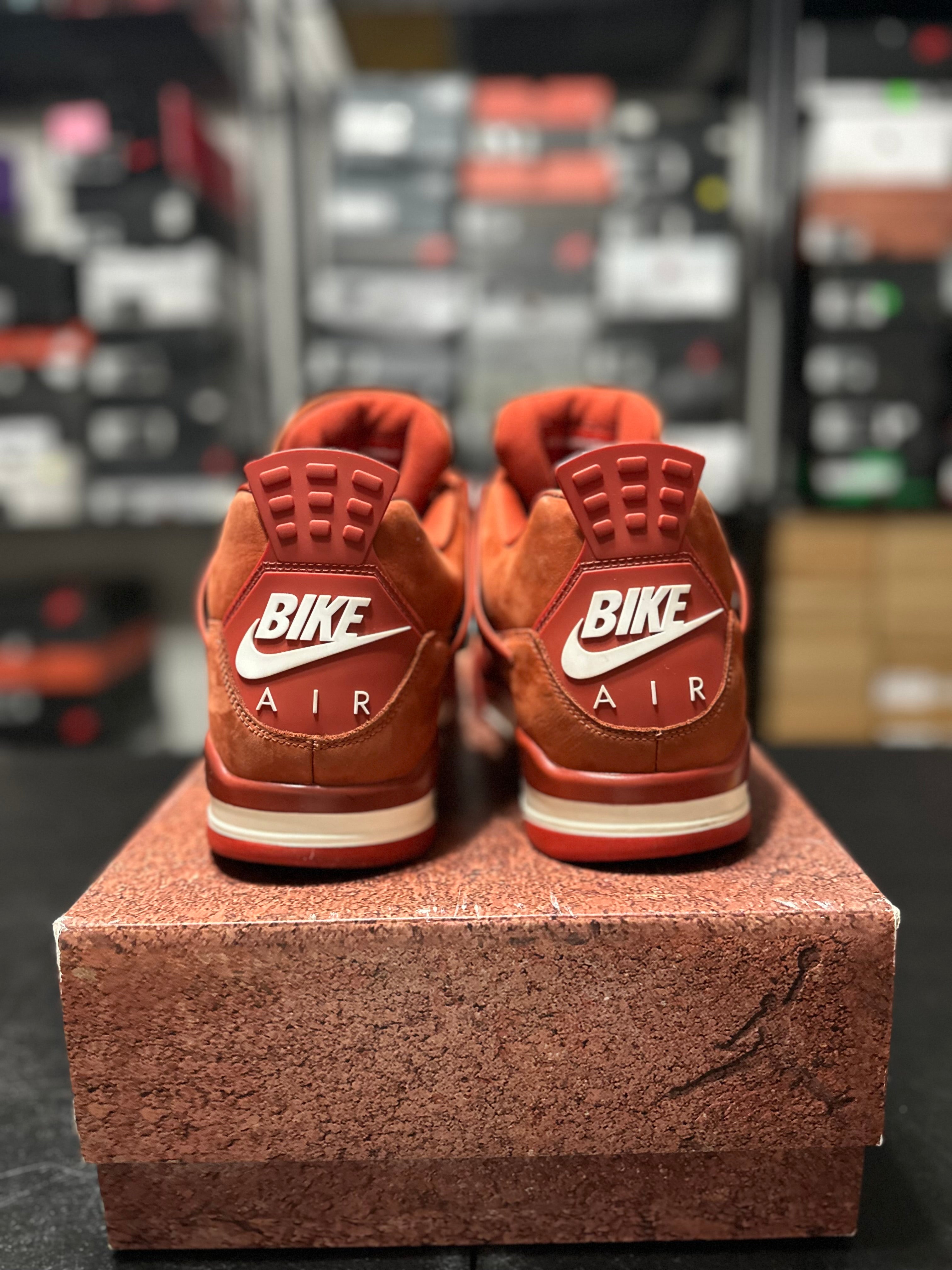 Size 14 - J4 Brick by Brick