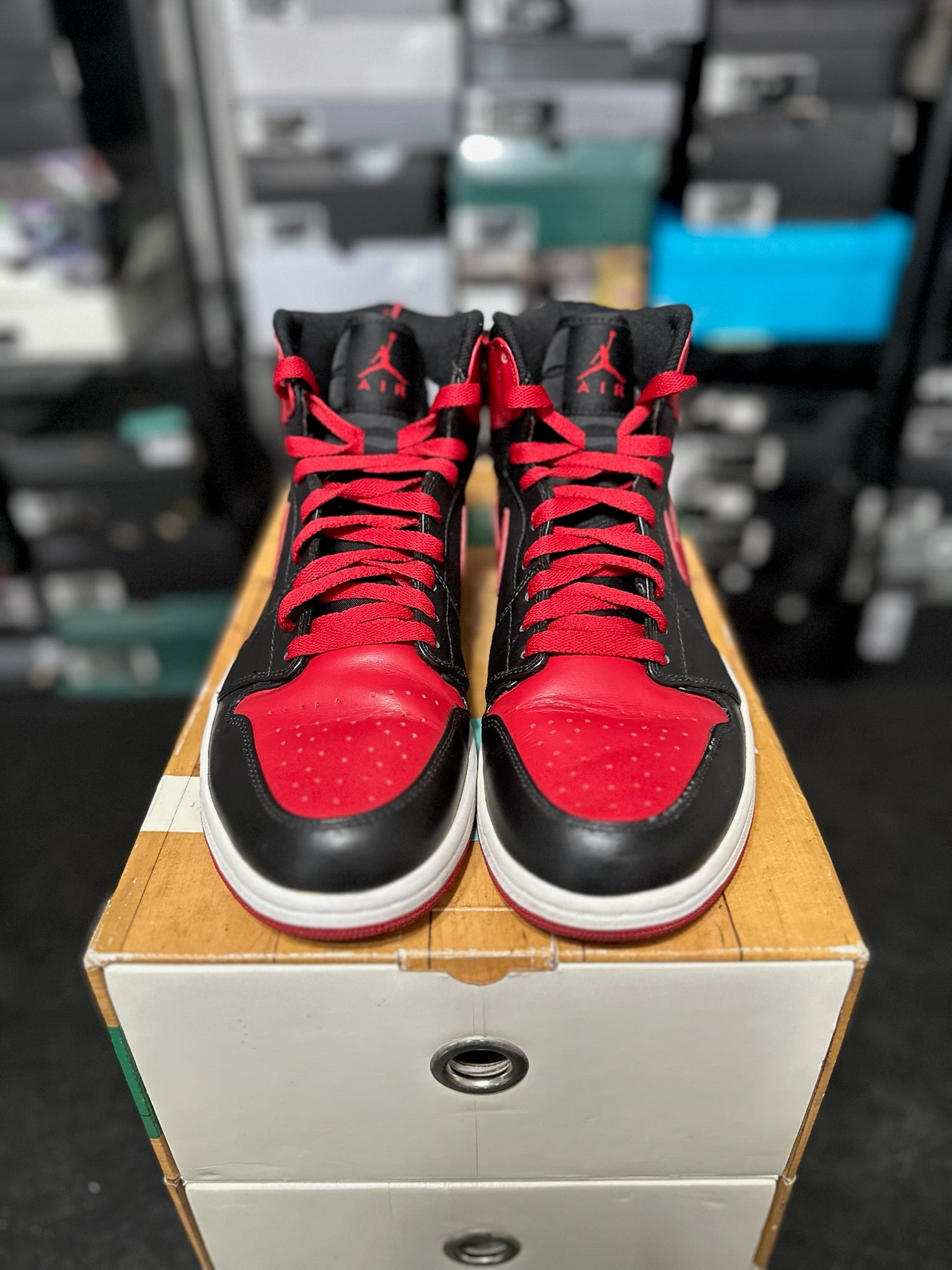 Size 10 - J Defining Moments Pack One 60 Pts