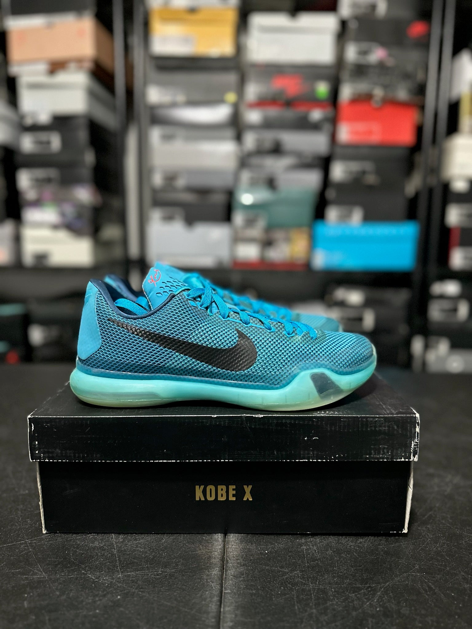 Size 10 - Kobe 10 5AM Flight