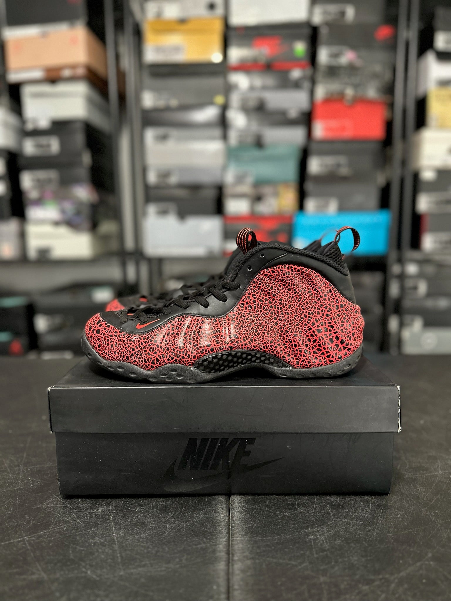 Size 10.5 - Foamposite 1 Cracked Lava