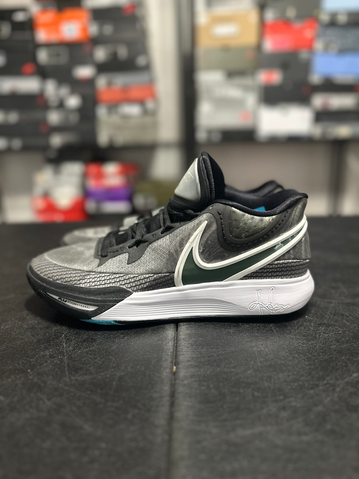 Size 13 - Kyrie 8 orca