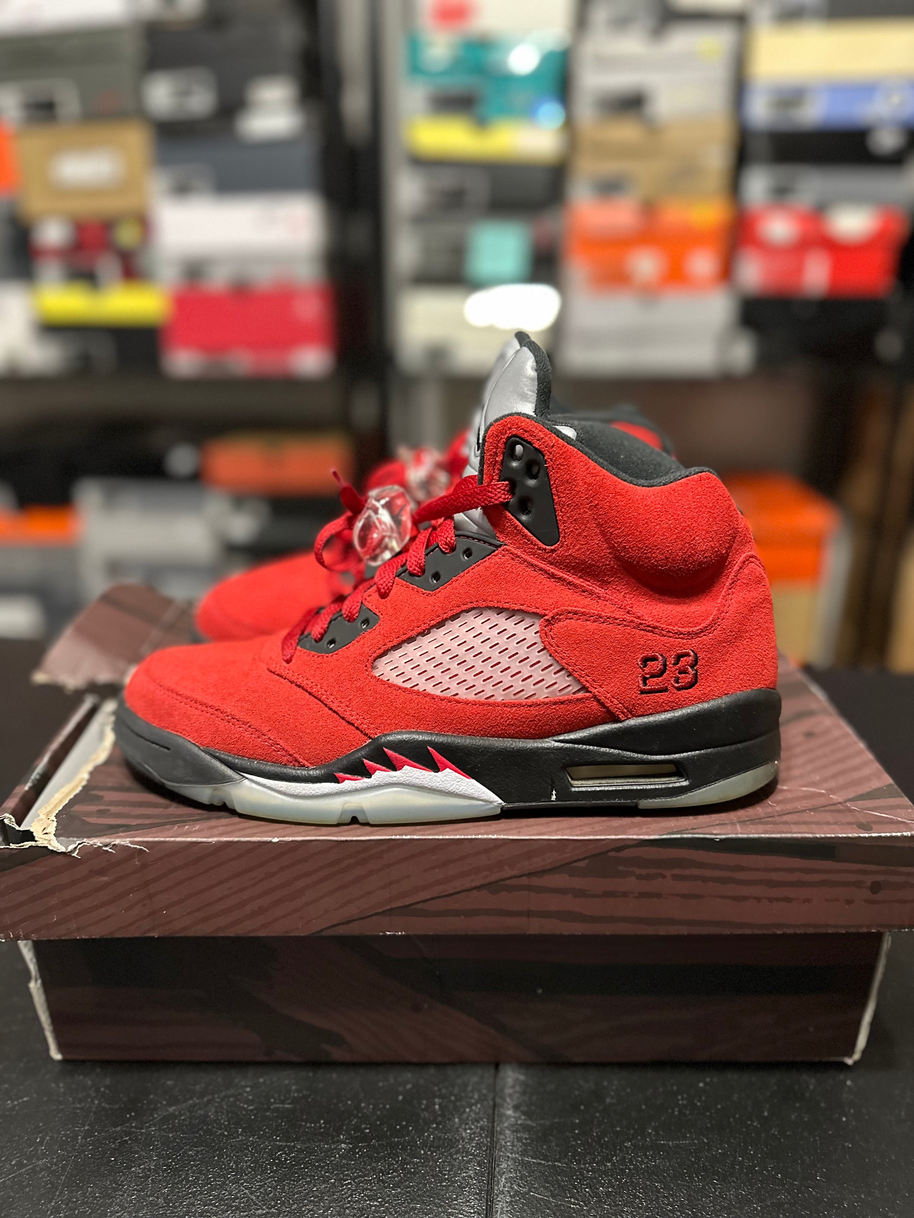 Size 8.5 - J5 raging bull