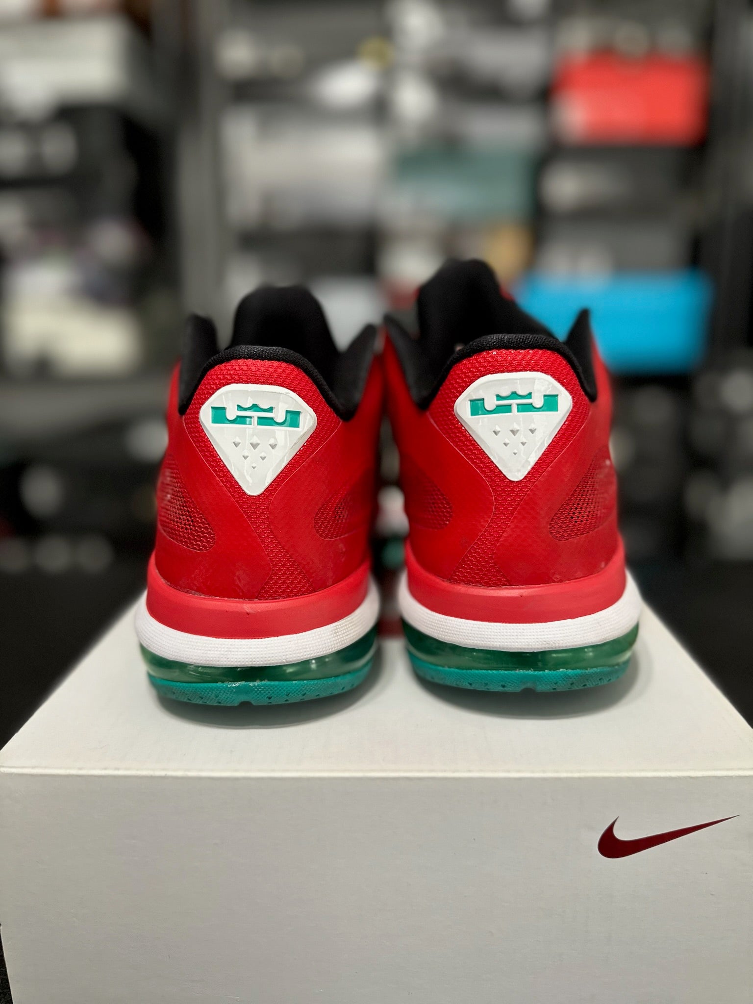 Size 9 - LeBron 9 Liverpool