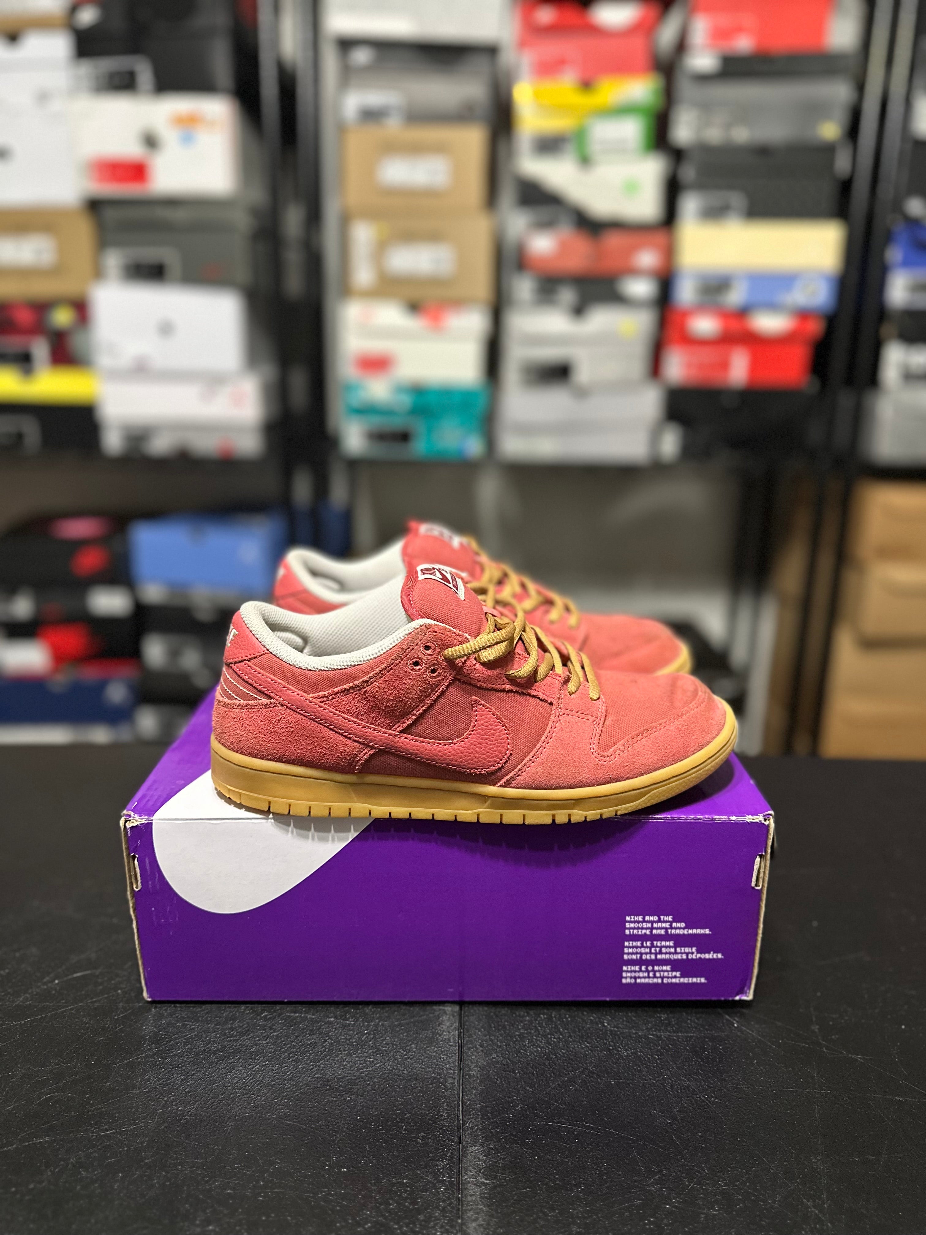 Size 8 - Dunk low adobe