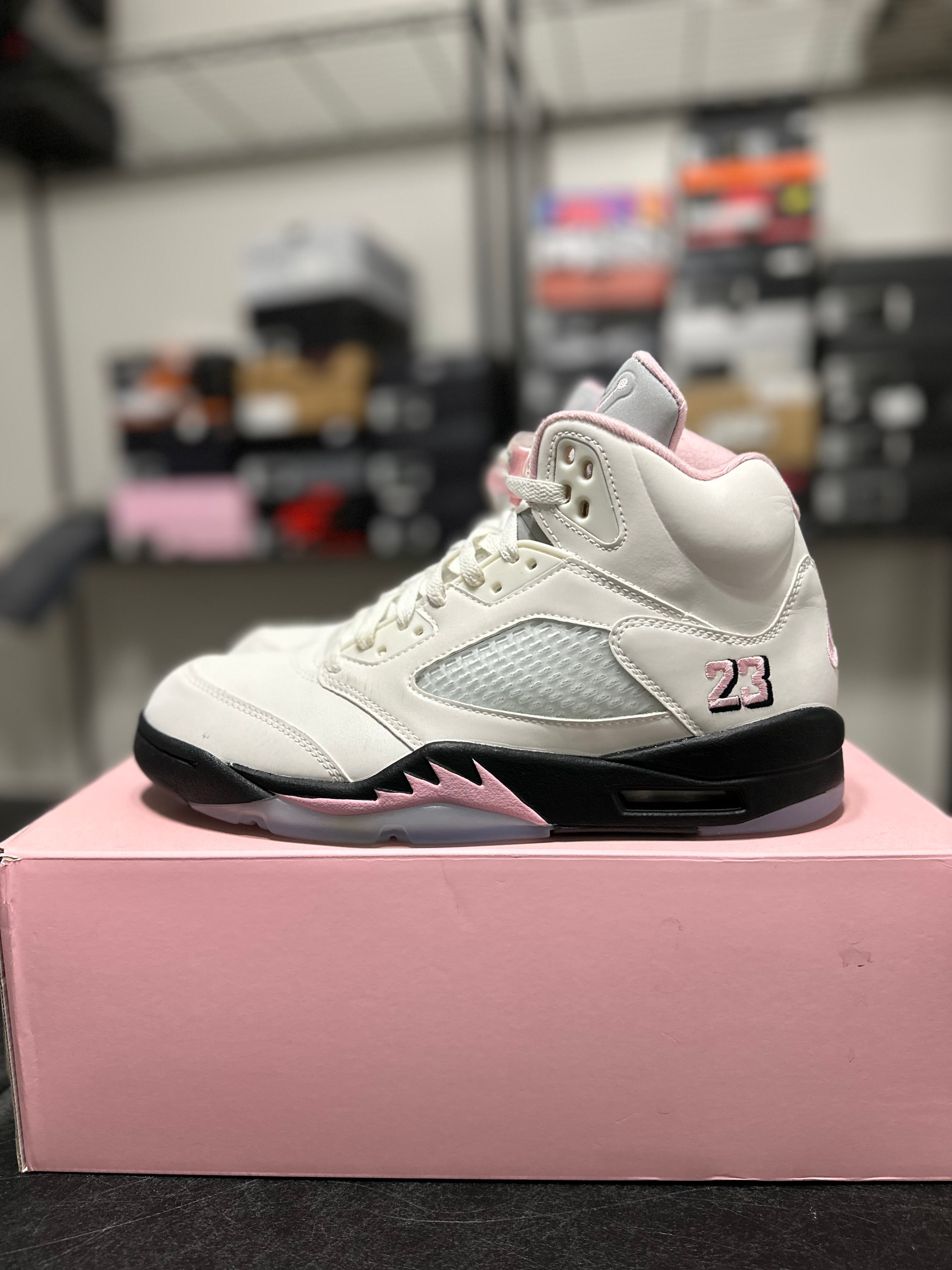 Size 9 - J5 soft pink