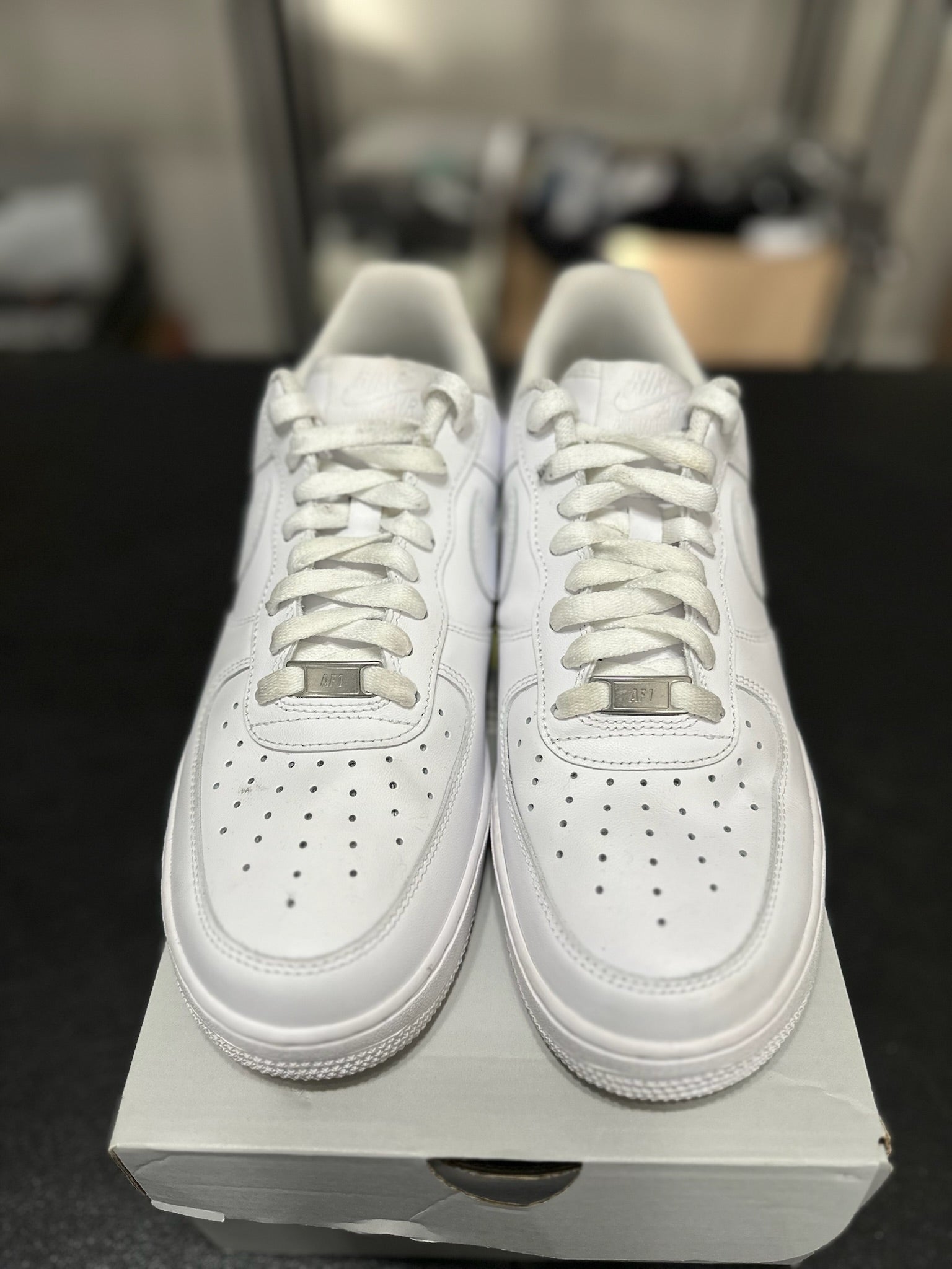 Size 9 - AF 1 ‘07 White