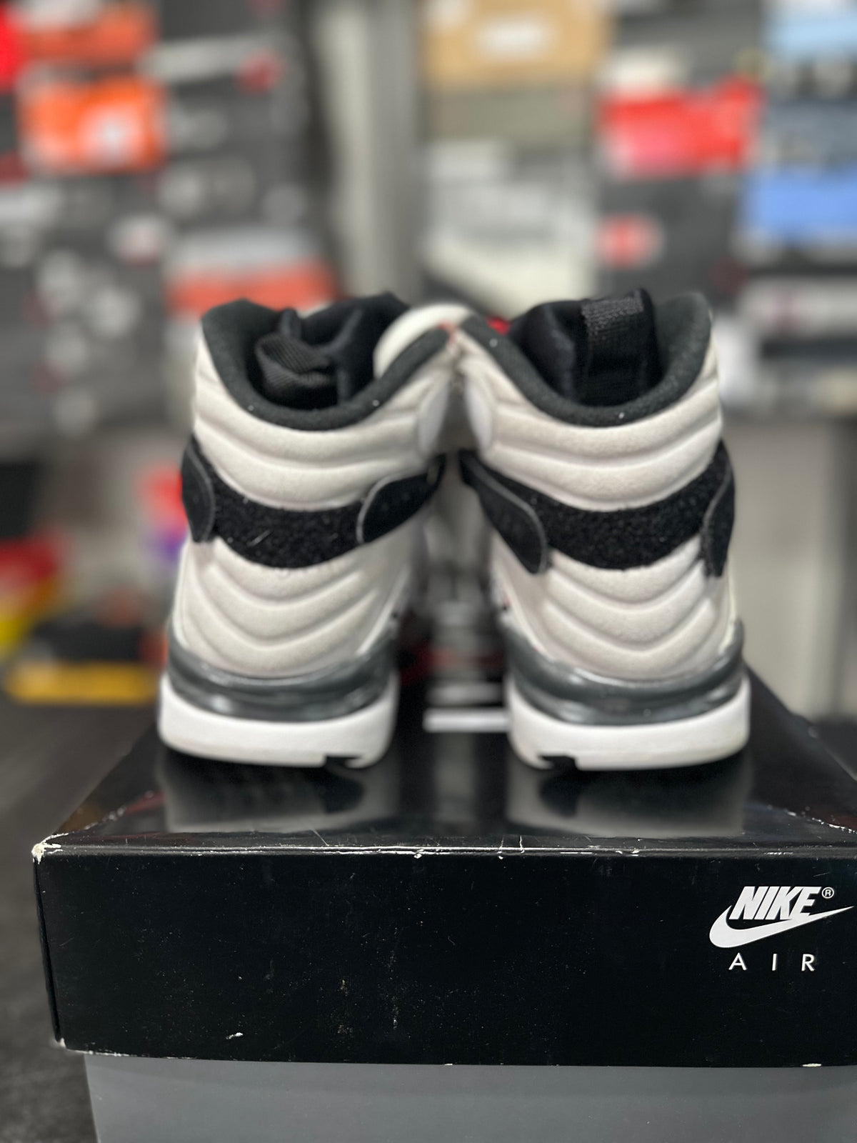 Size 8 - J8 bugs bunny