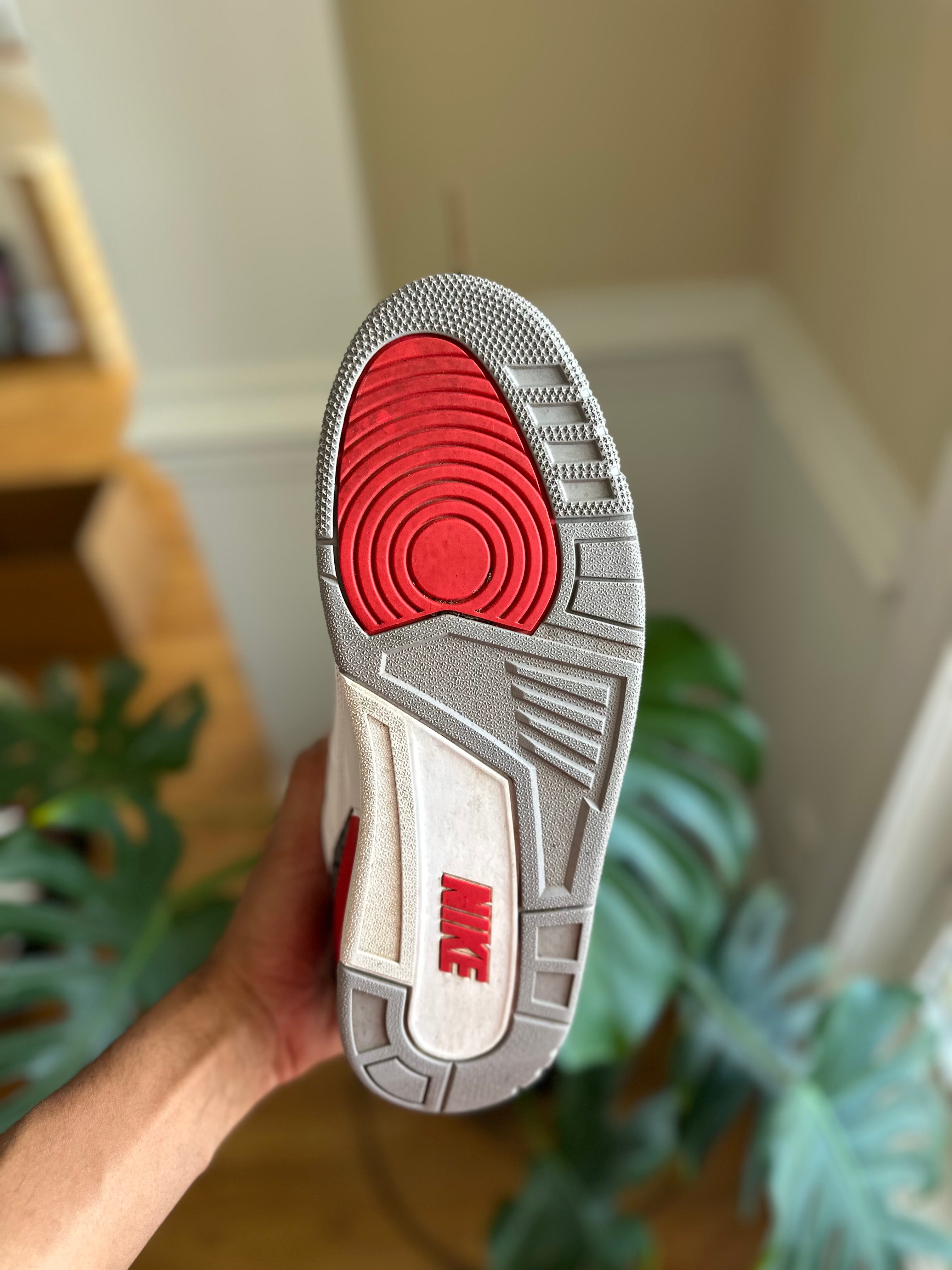 Size 11.5 - J3 fire red