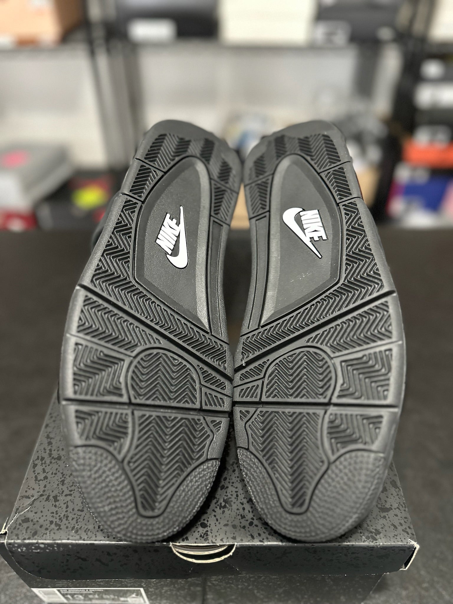 Size 13 - J4 Black Cat DS