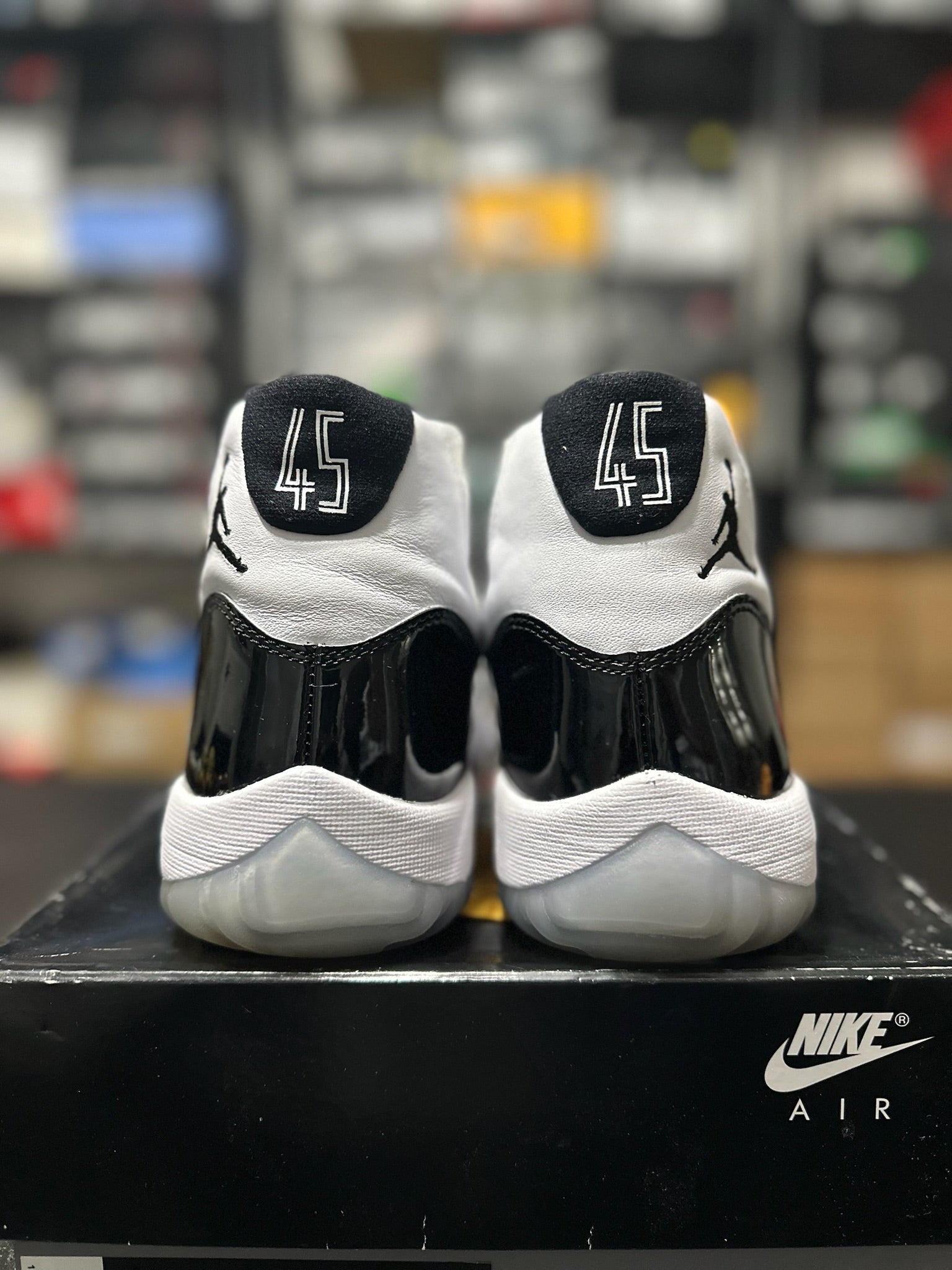 Size 8 - J11 Concord
