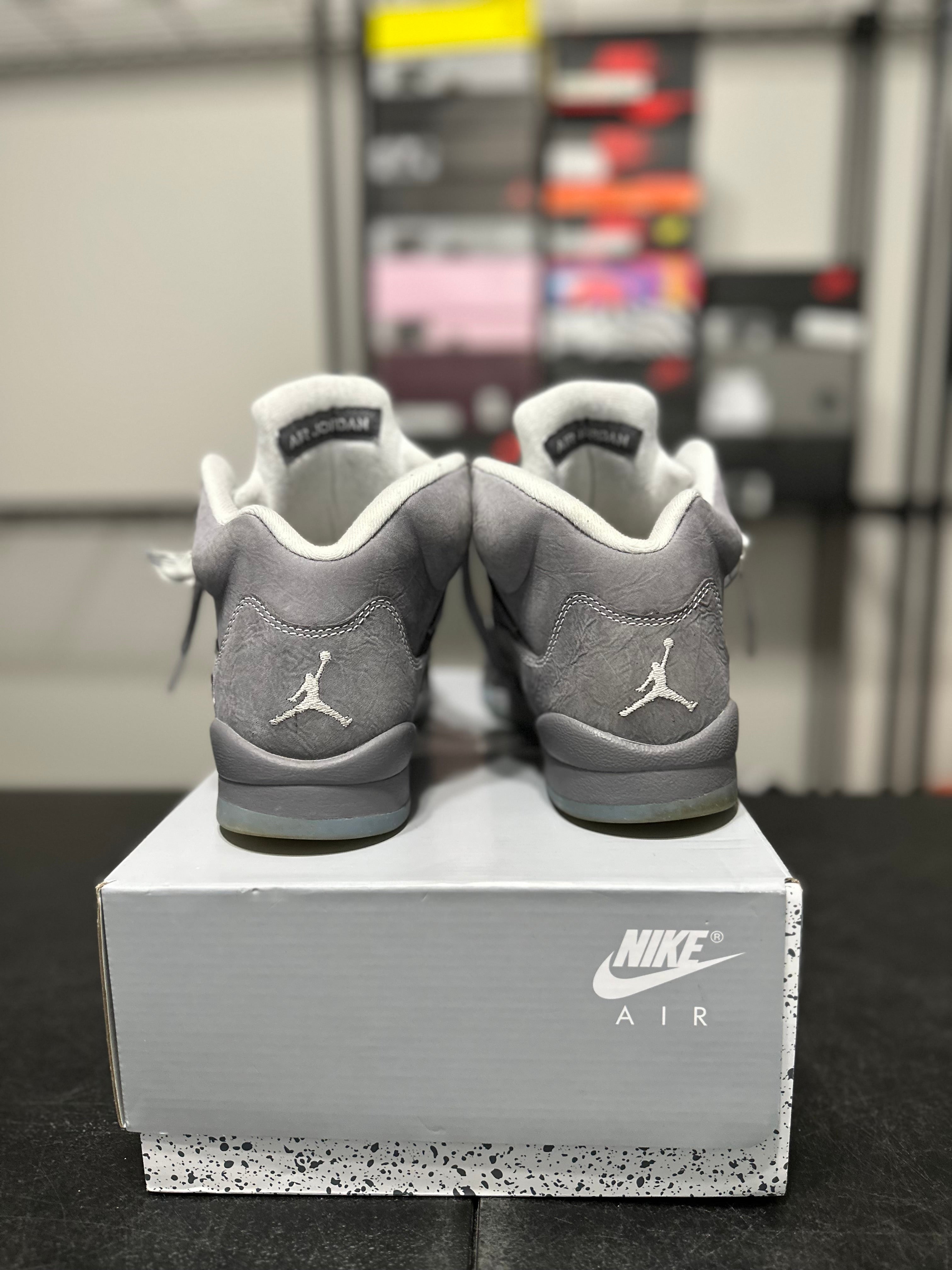 Size 7y - J5 wolf grey