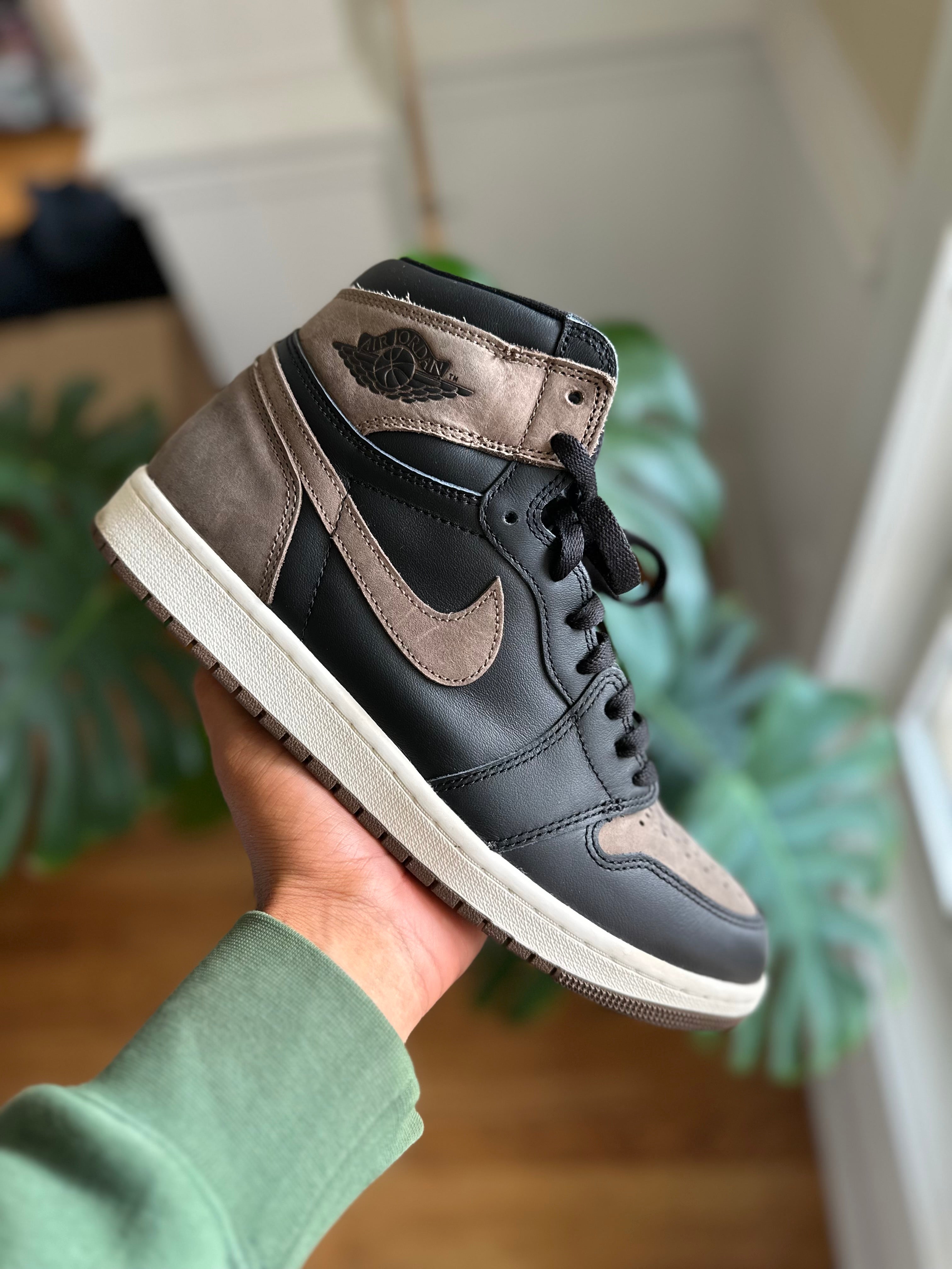 Size 10.5 - J1 palamino