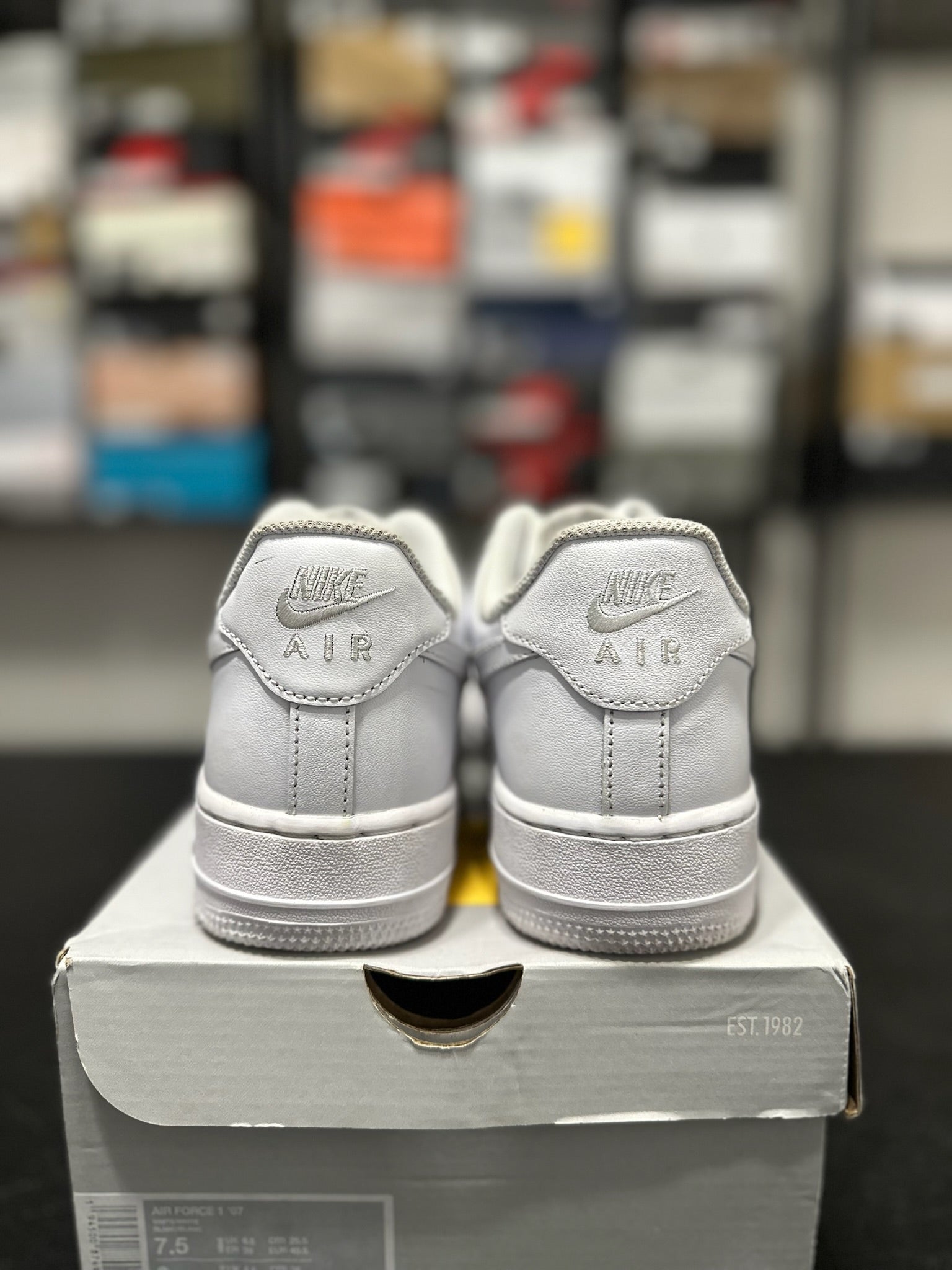 Size 7.5 - AF 1 White