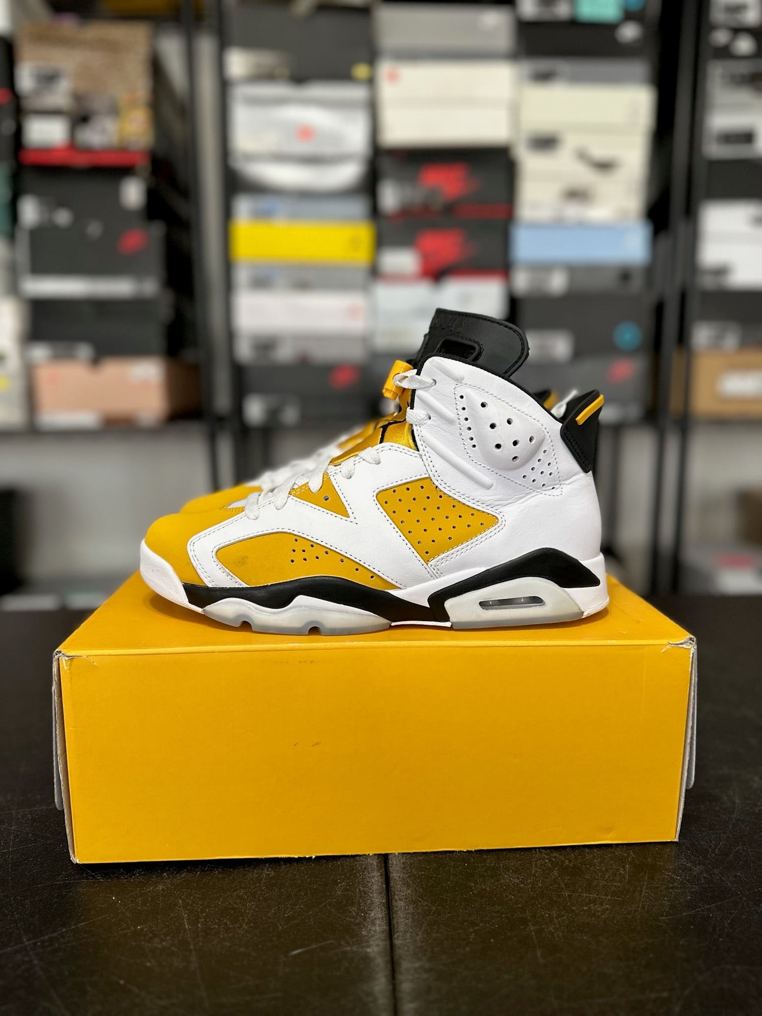 Size 10 - J6 Yellow Ochre