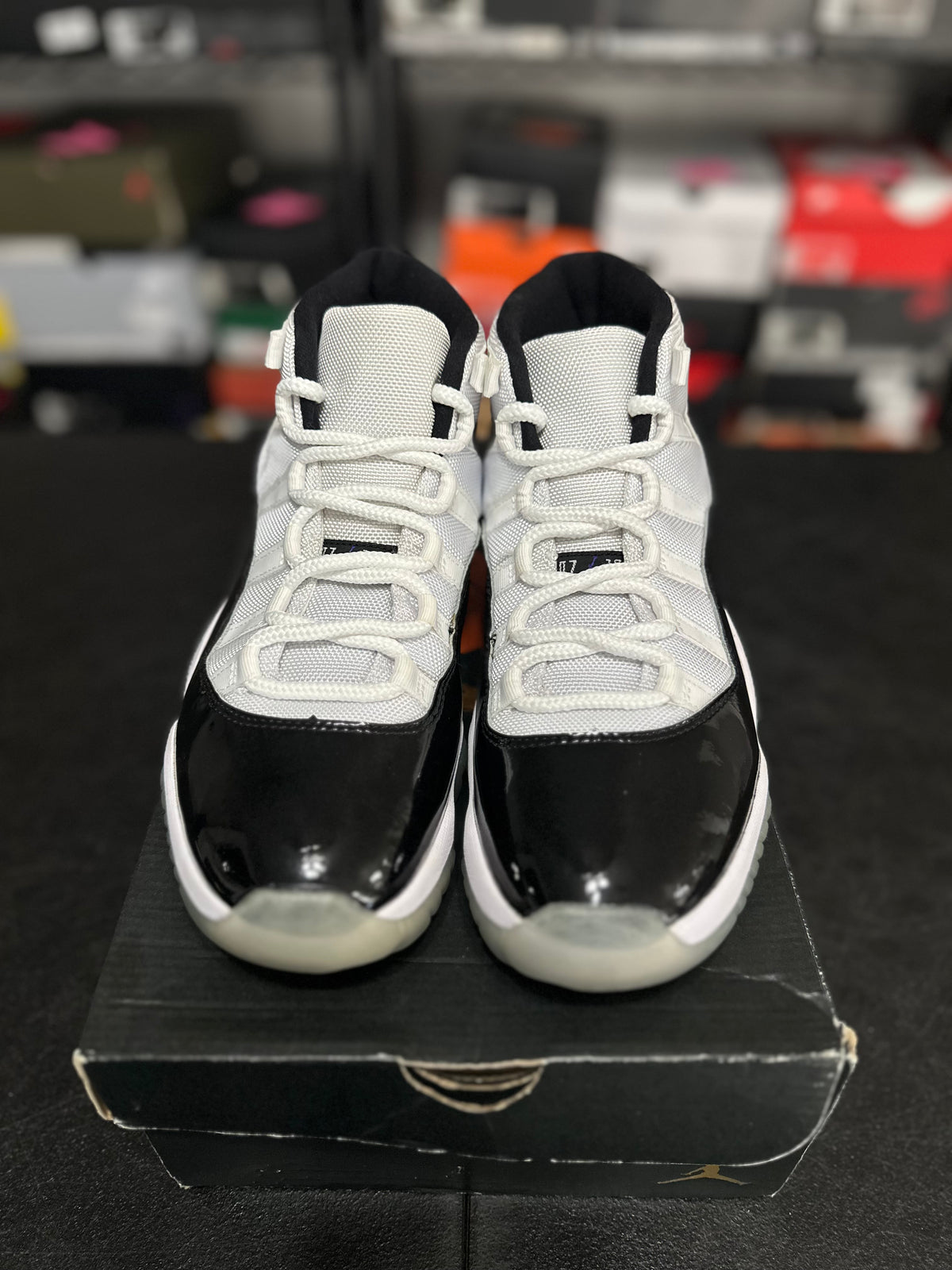 Size 8.5 - J11 concord