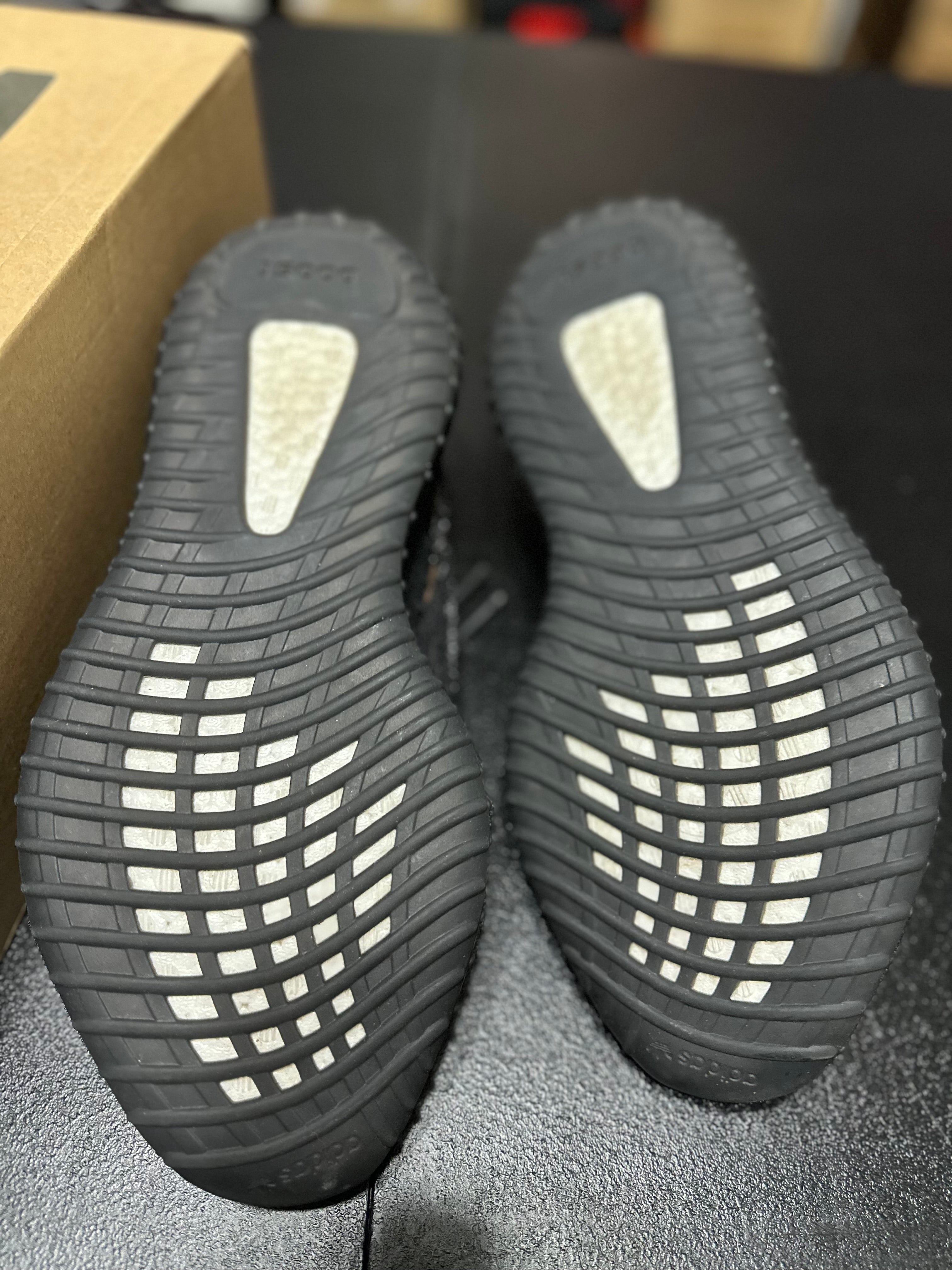 Size 10.5 - YZY 350 MX rock