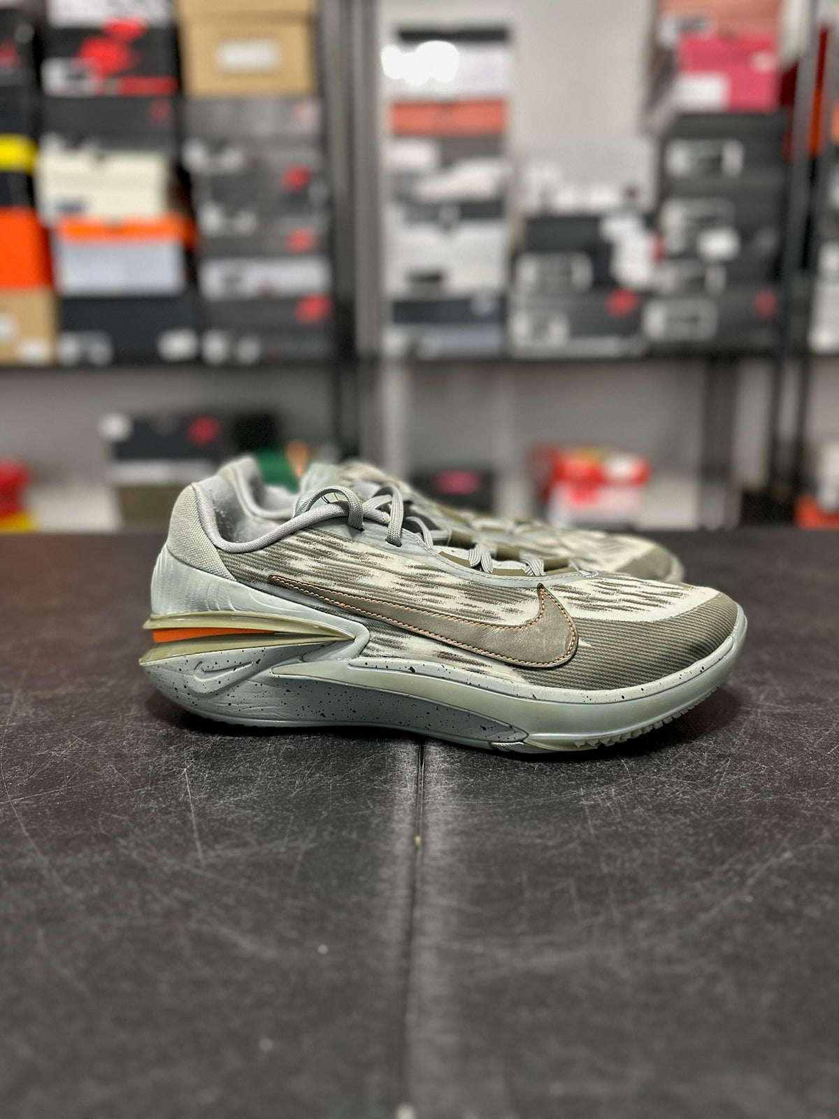 Size 13 - nike Zoom gt cut 2 Devin booker keep it tight