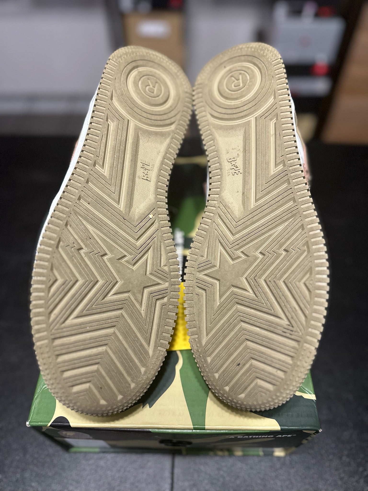 Size 13 - A Bathing Ape Bape Sta Patent Leather White Khaki