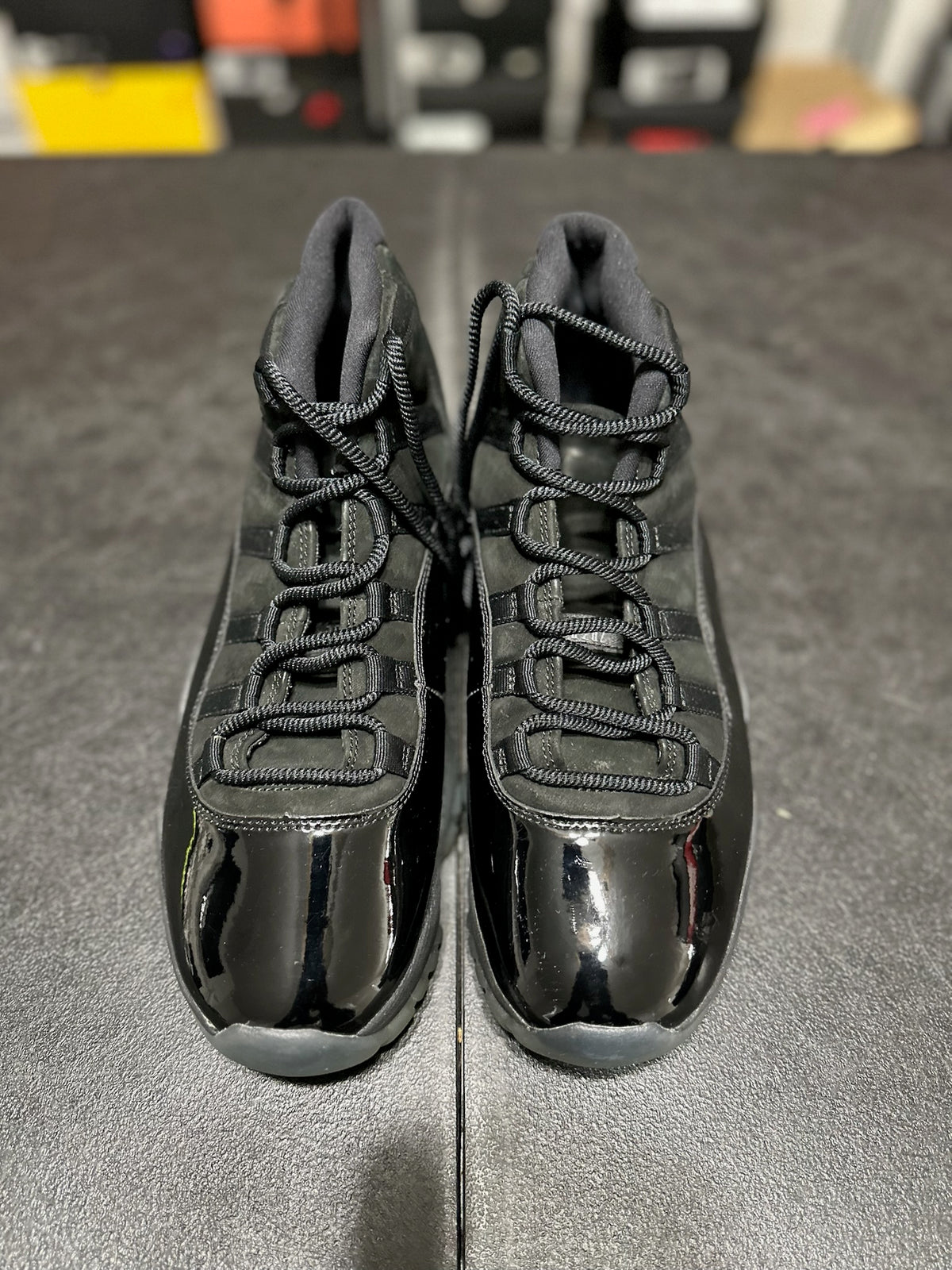 Size 10 - j11 cap and gown