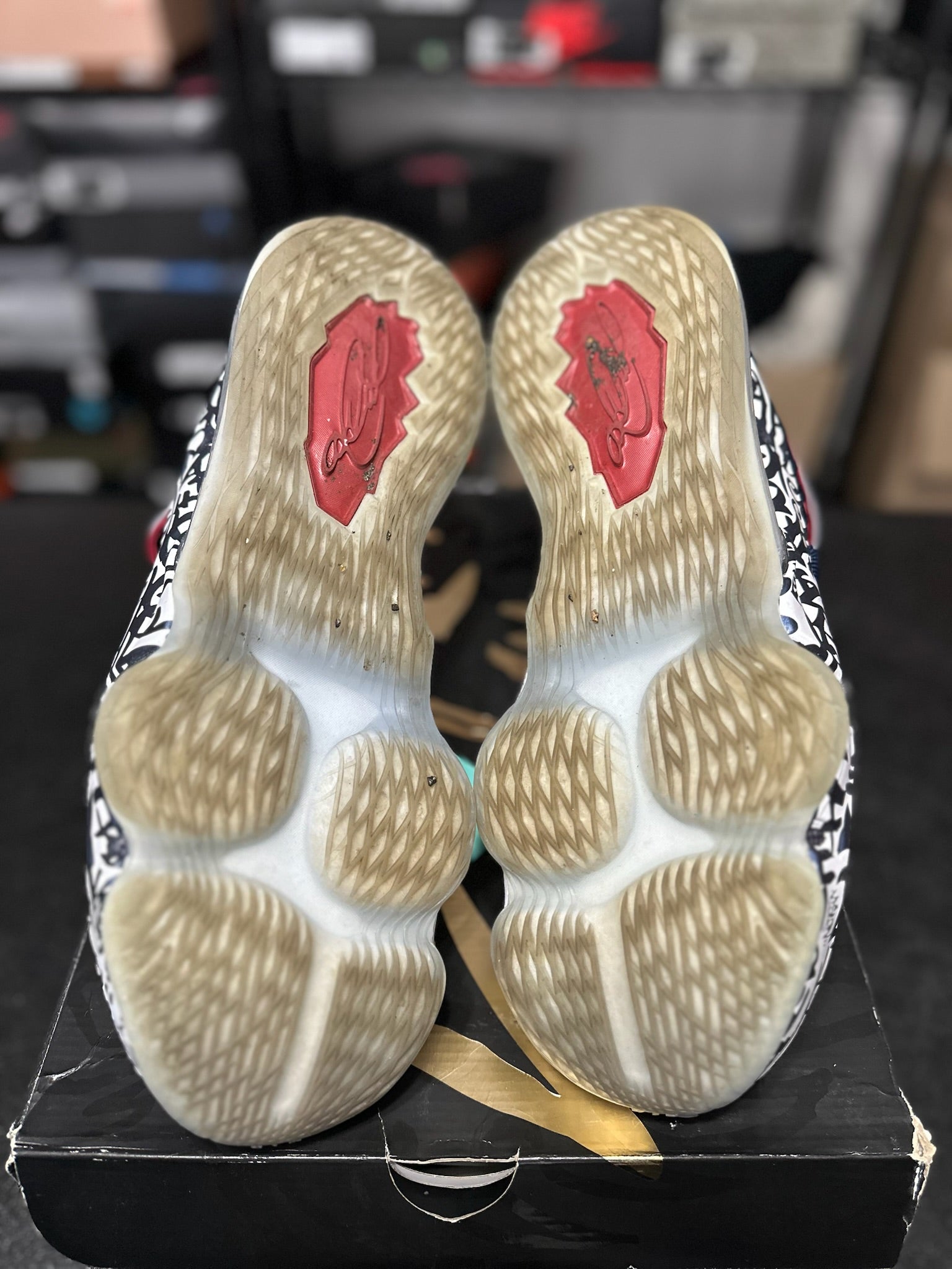 Size 13 - LeBron 17 Graffiti Remix