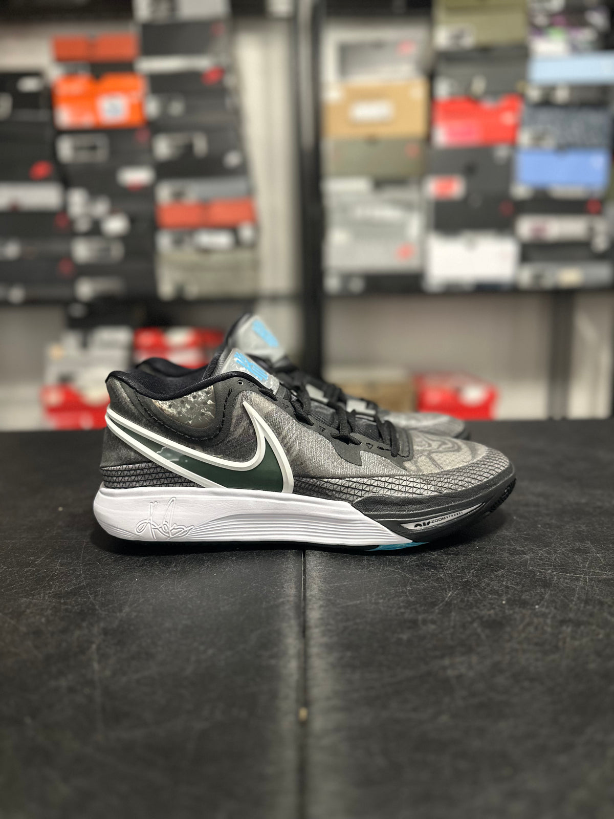 Size 13 - Kyrie 8 orca