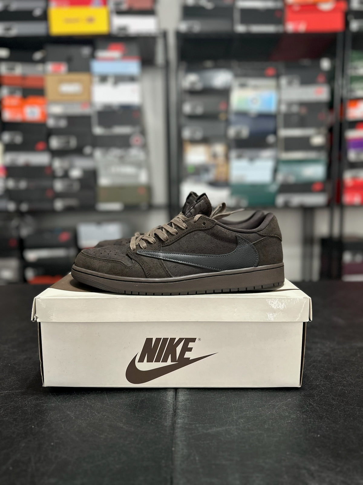 Size 12 - j1 low Travis Scott velvet brown
