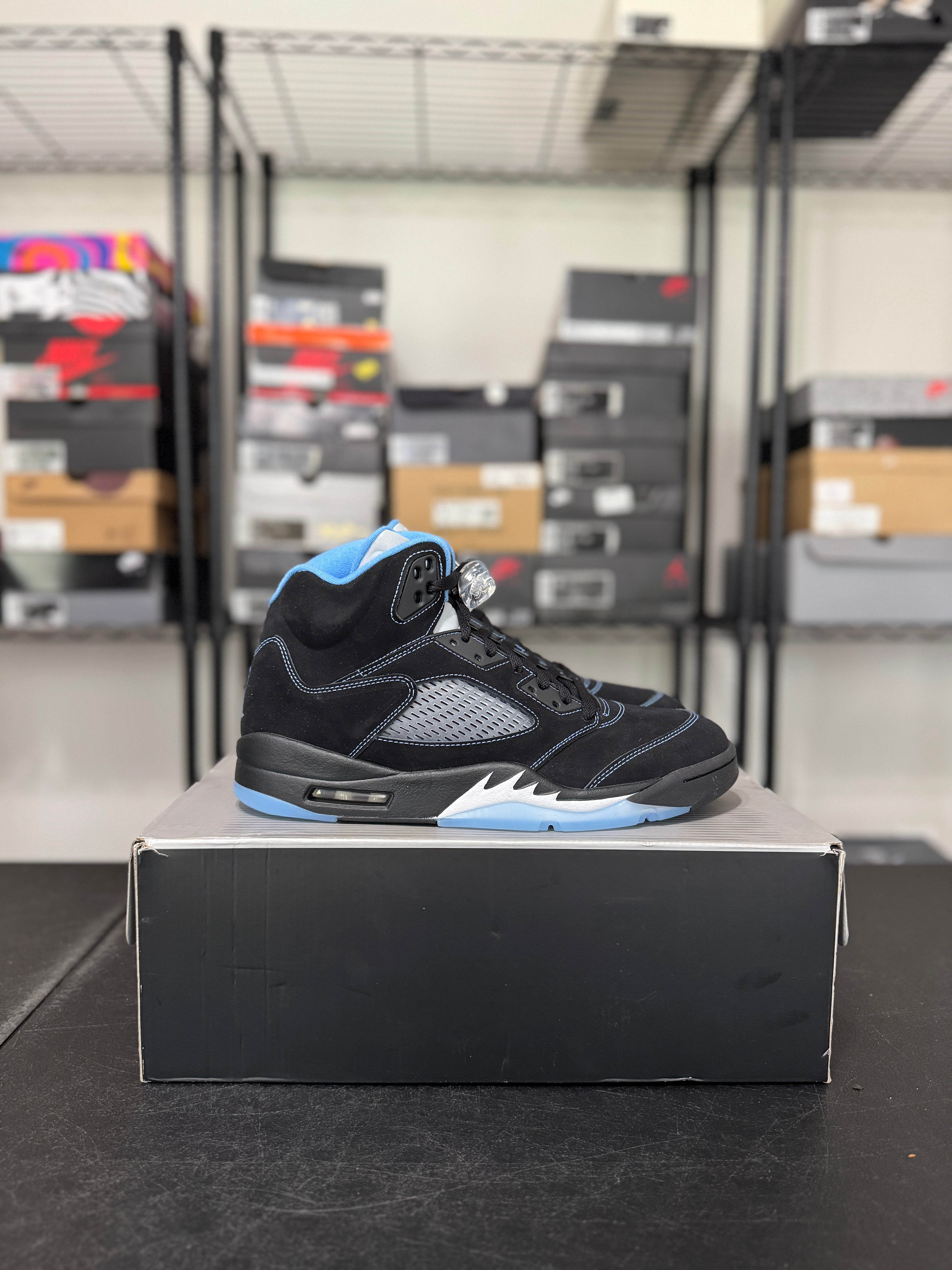 Size 11 - J5 UNC DS