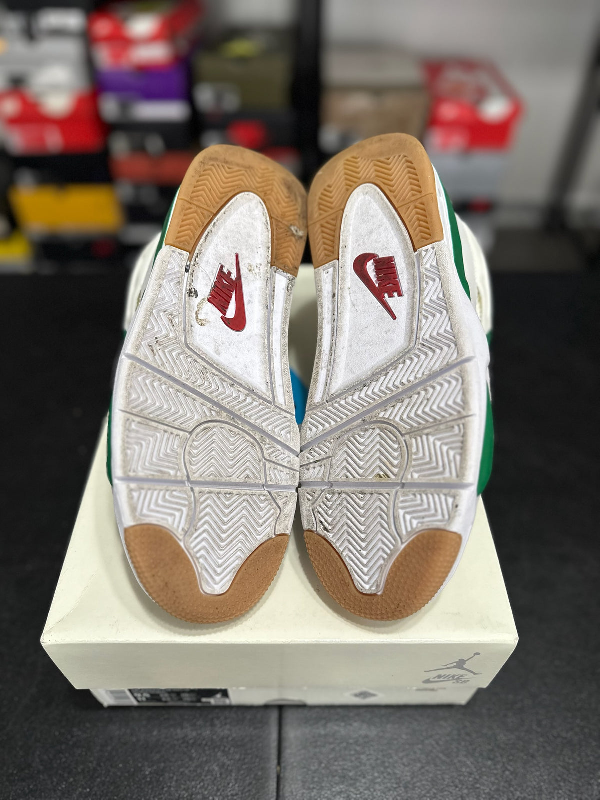 Size 9.5 - j4 pine green