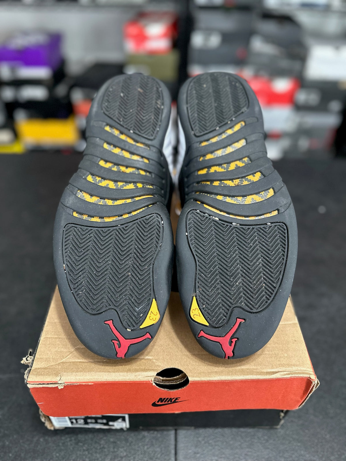 Size 12 - j12 taxi
