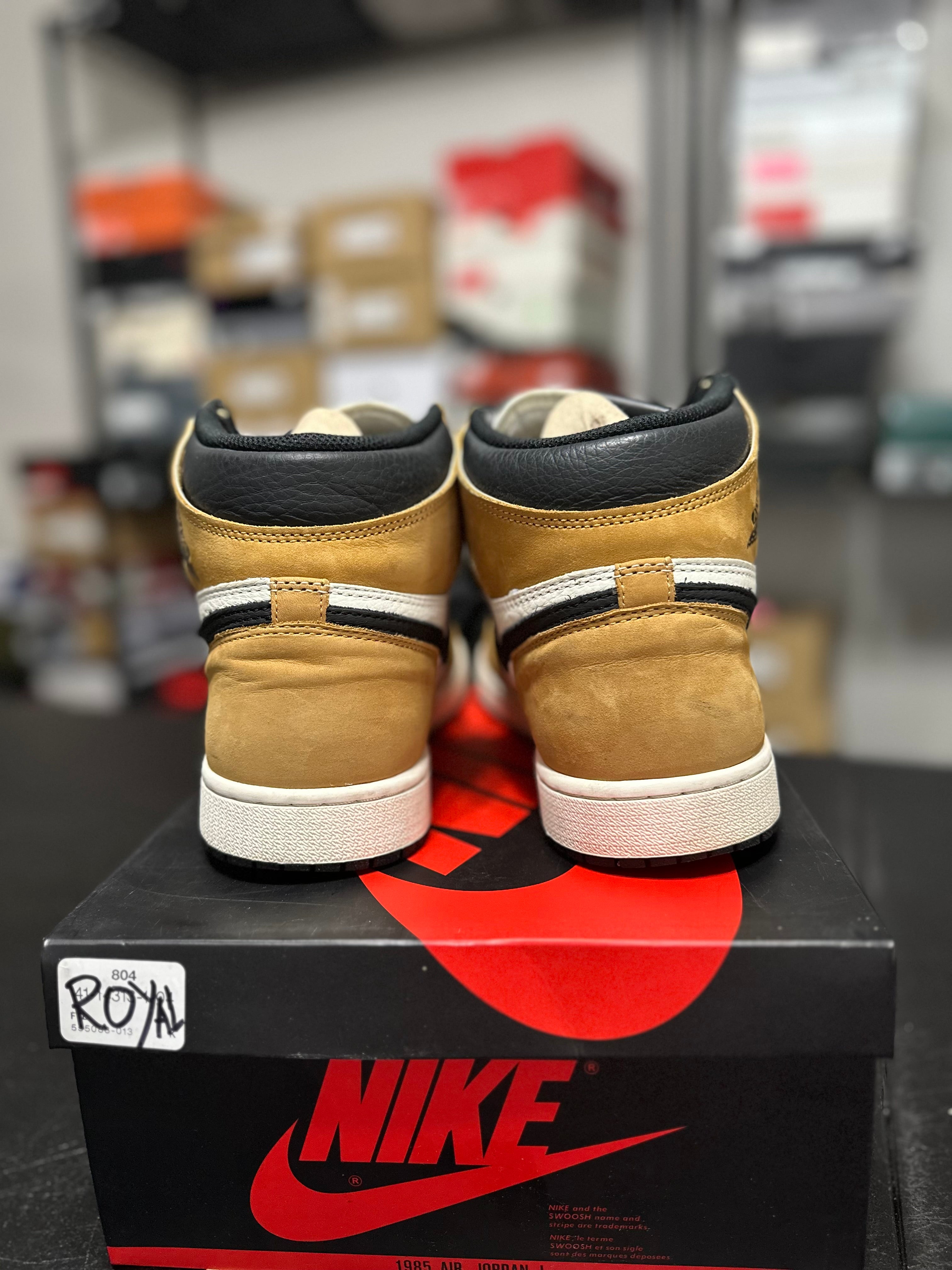 Size 10.5 - J1 rookie of the year
