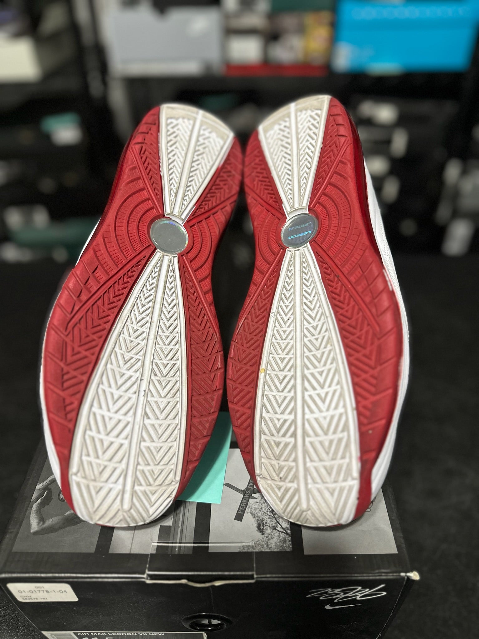 Size 11.5 - LeBron 7 NFW (No Flywire)