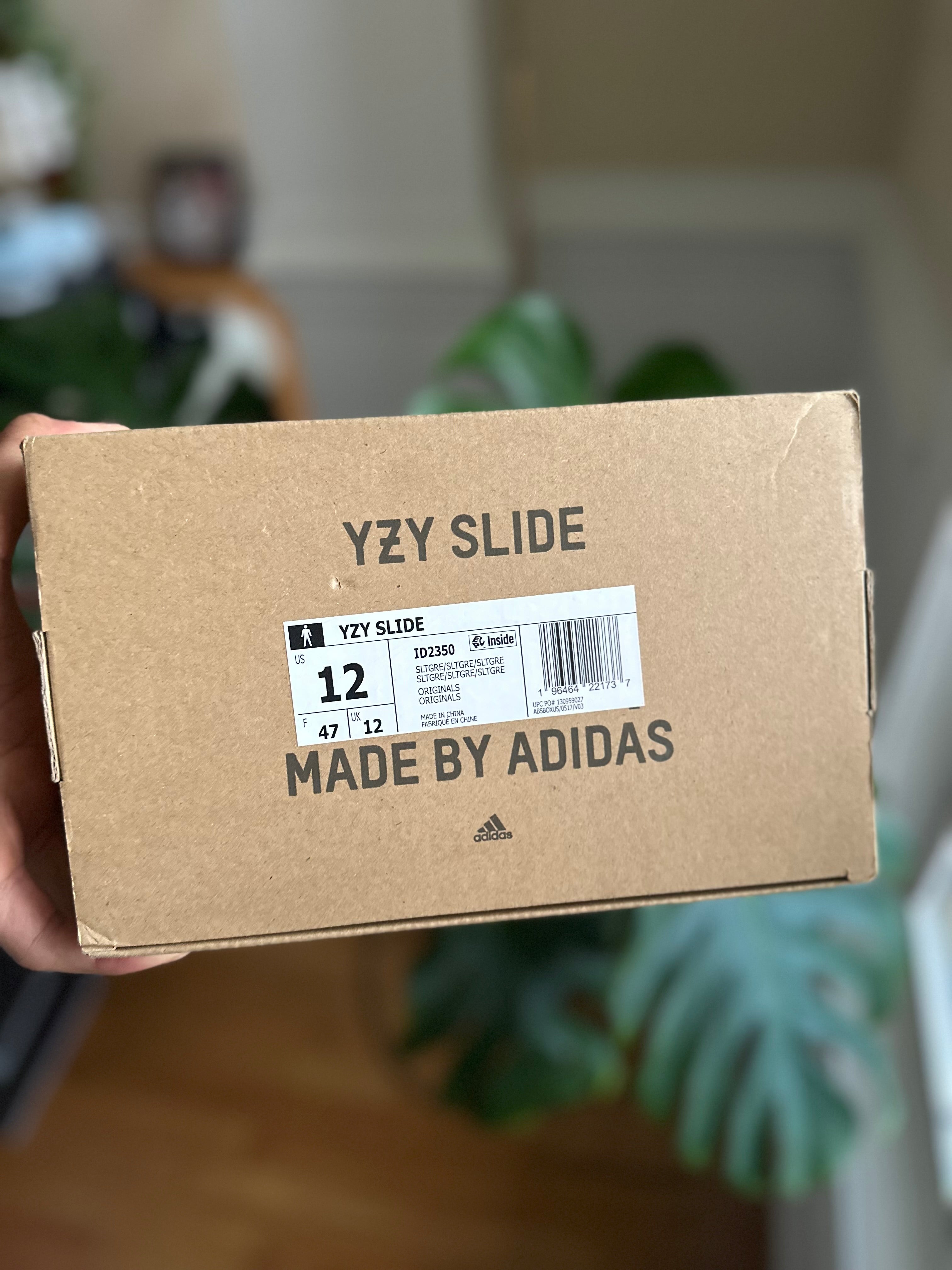 Size 12 - YZY slide slate grey