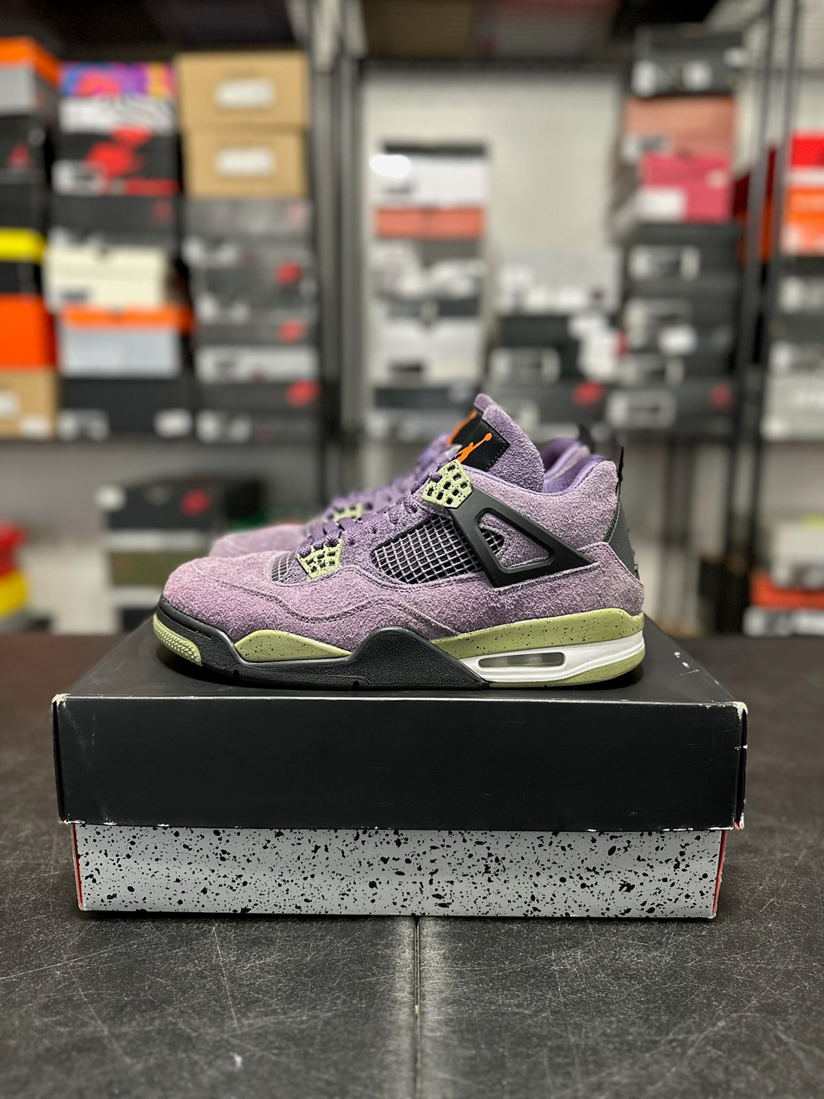 Size 10.5 - (12W) j4 canyon purple