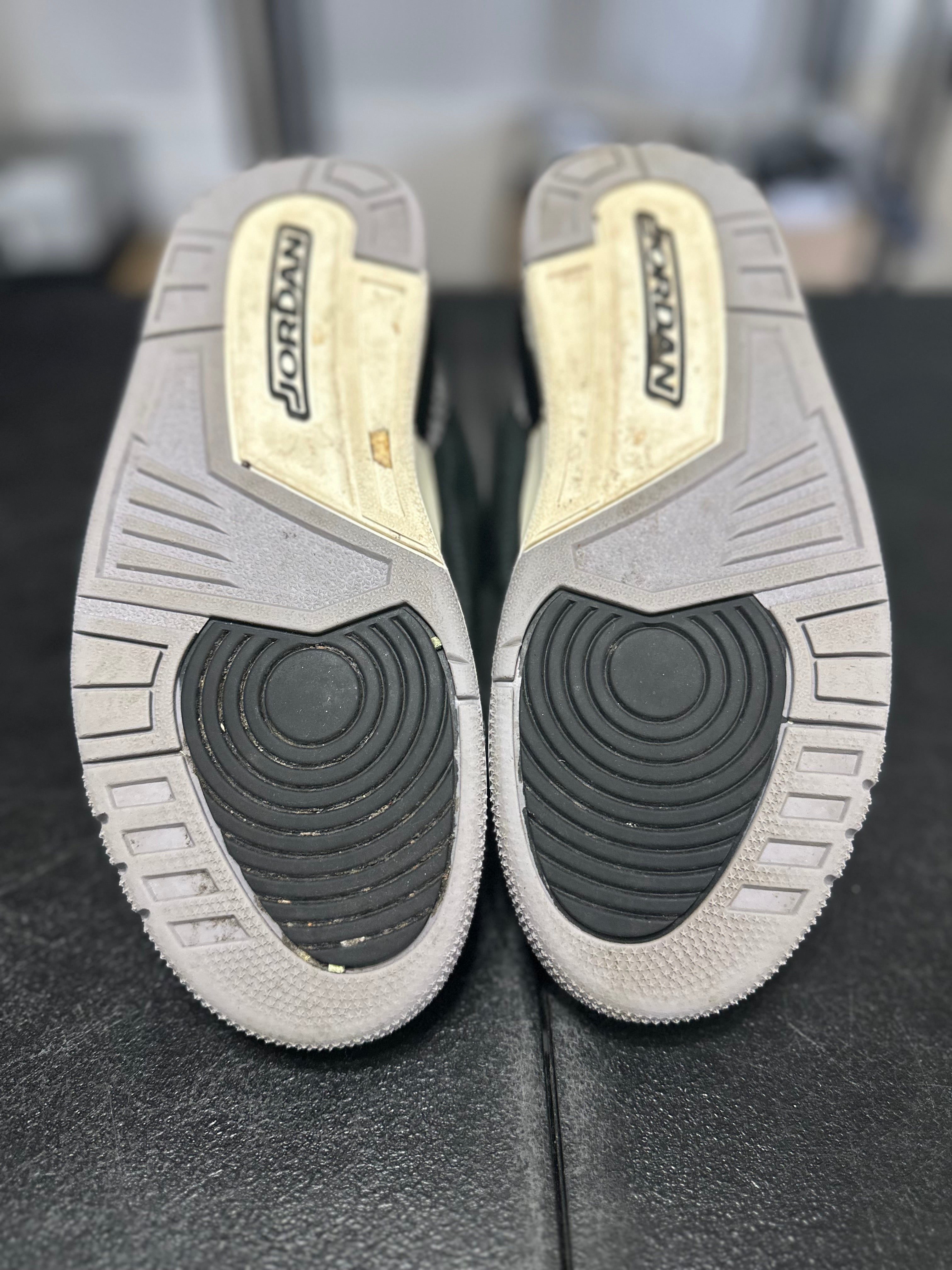 Size 6.5 - (8W) J3 off noir