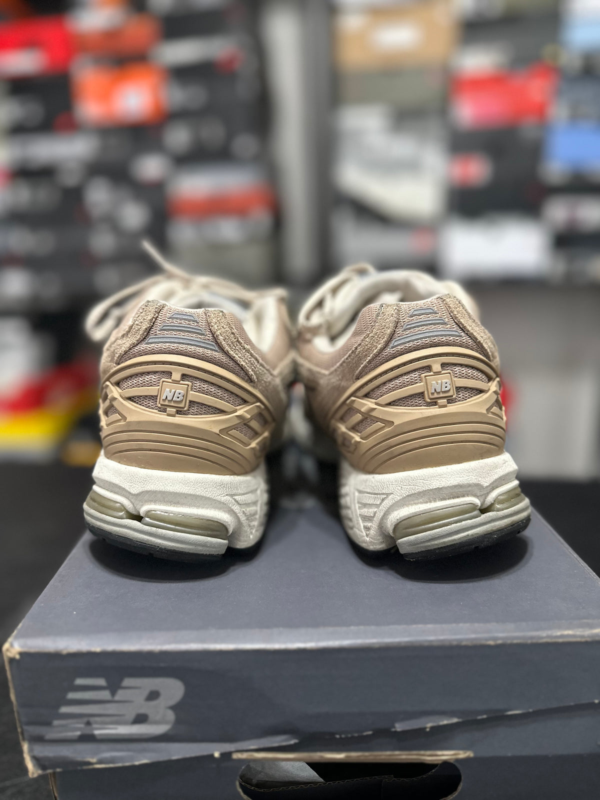 Size 12 - nb 1906r light brown