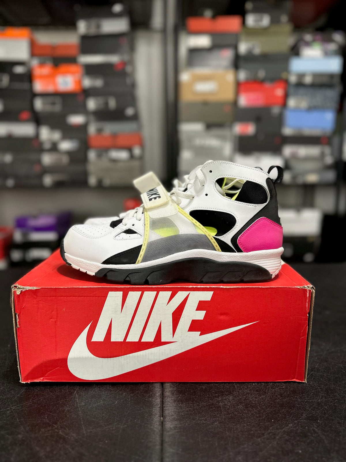 Size 13 - air trainer huarache white black laser fuchsia volt
