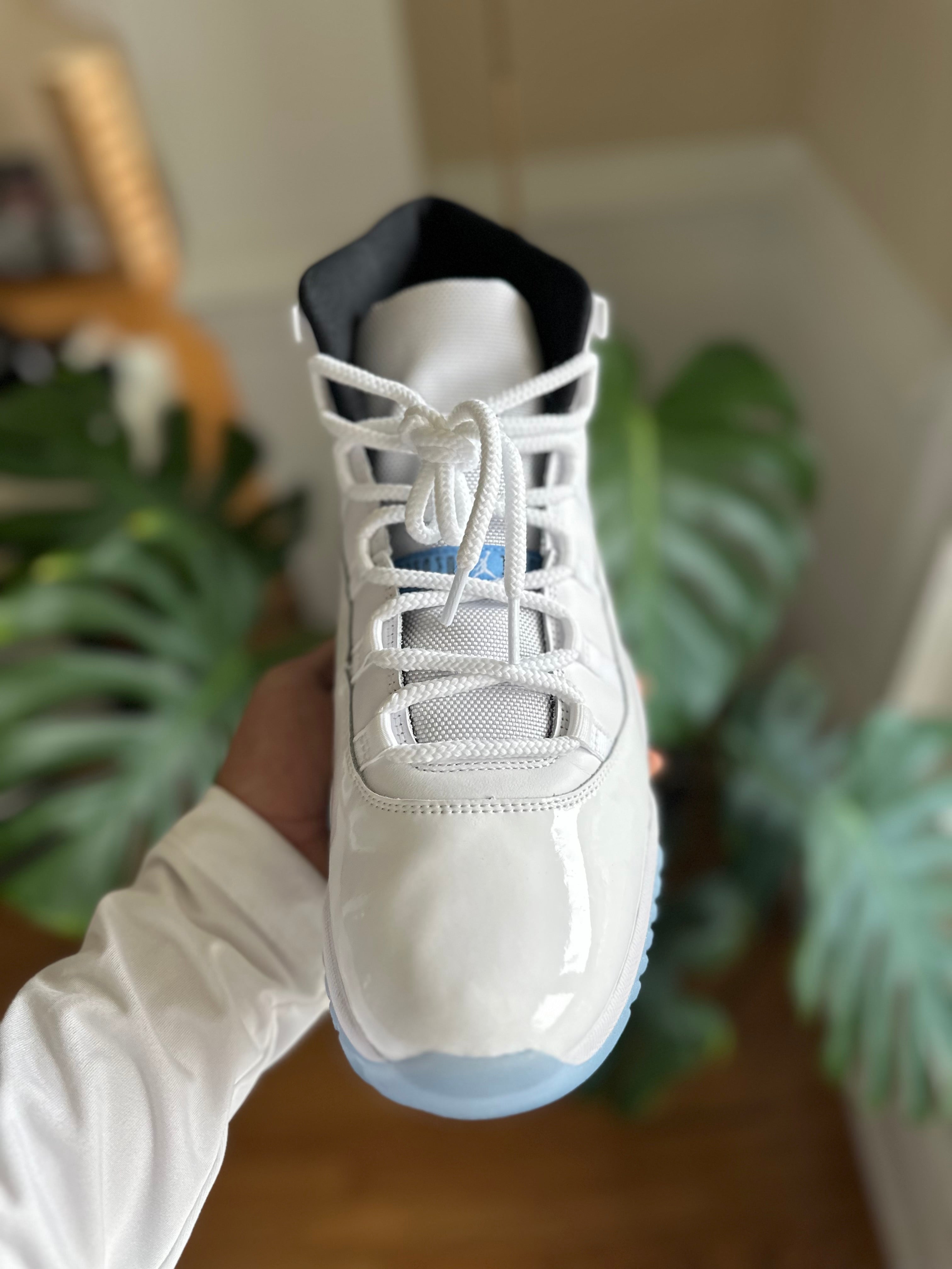 Size 12 - J11 legend blue