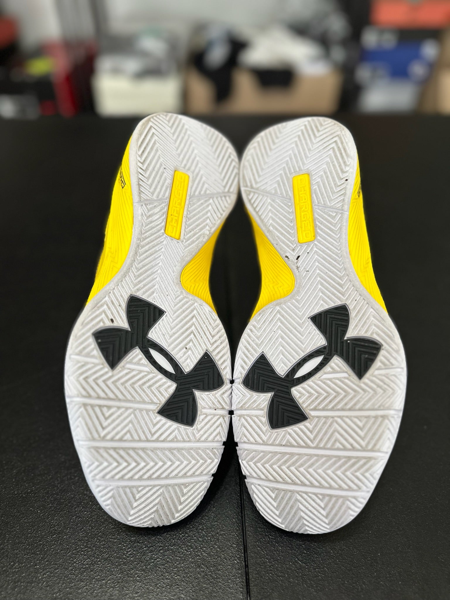 Size 9.5 - UA ClutchFit Yellow/White