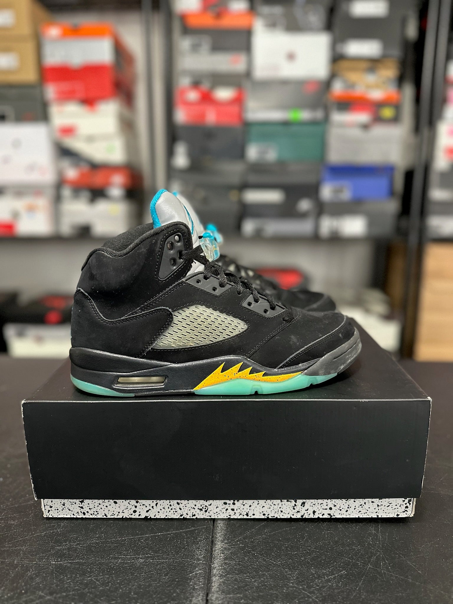 Size 8.5 - J5 Aqua