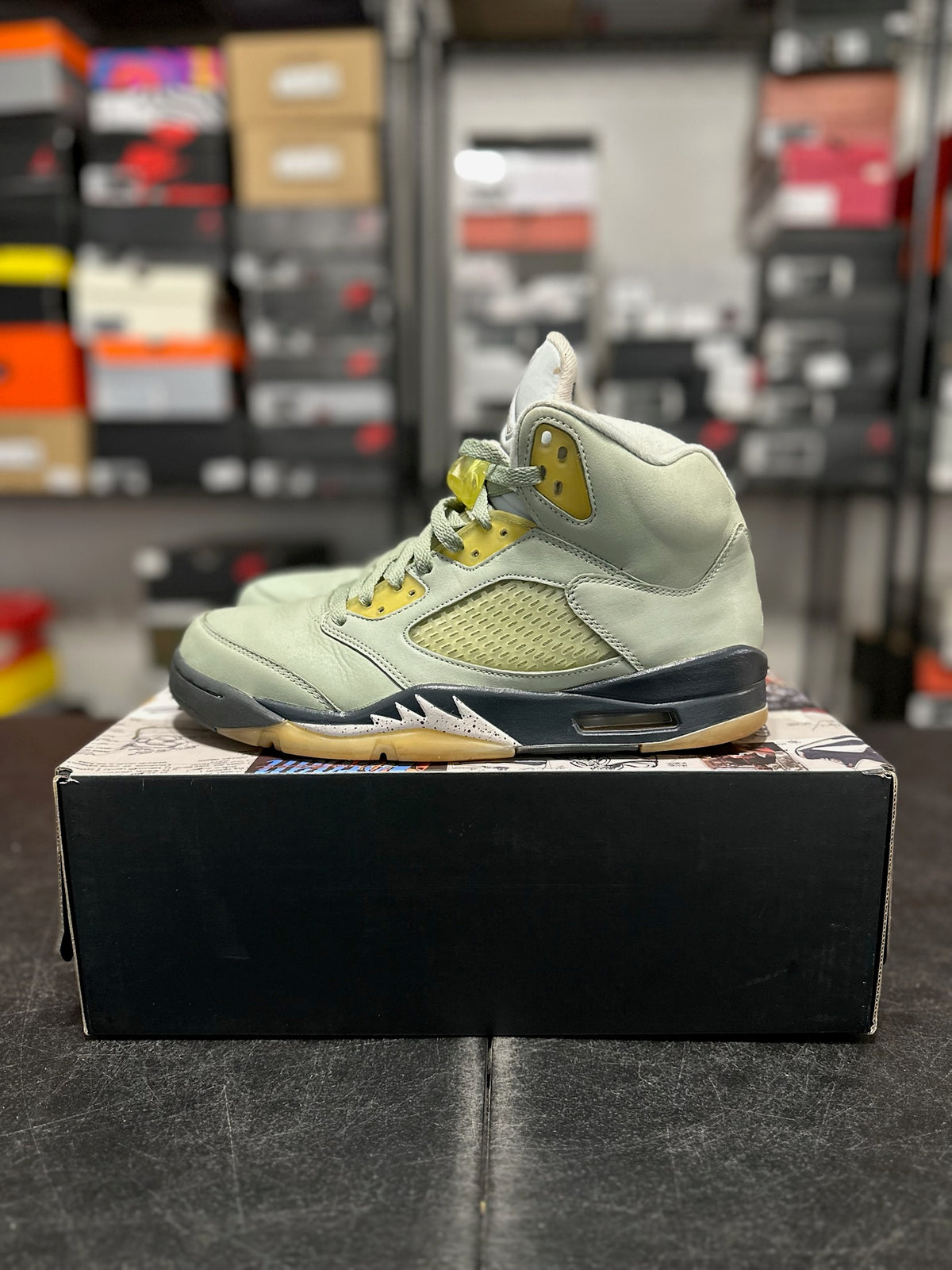 Size 9.5 - j5 Jade horizon