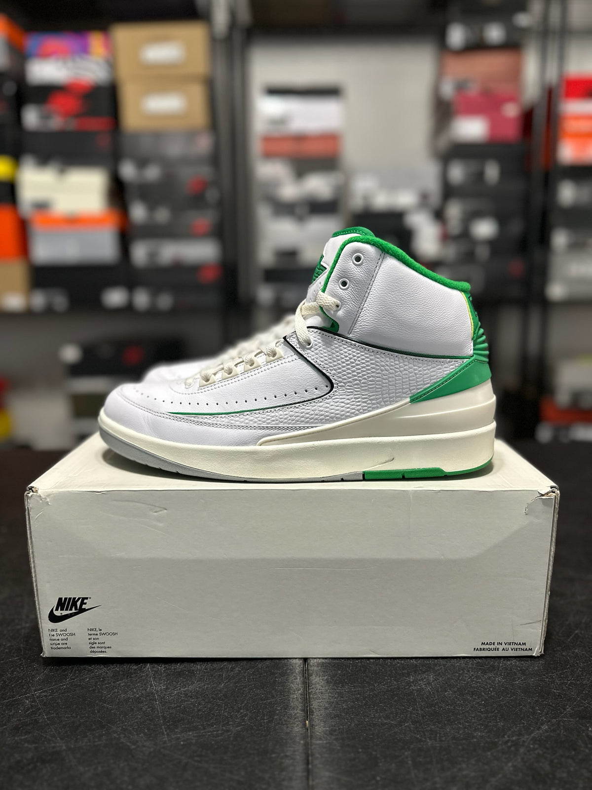 Size 11 - j2 lucky green
