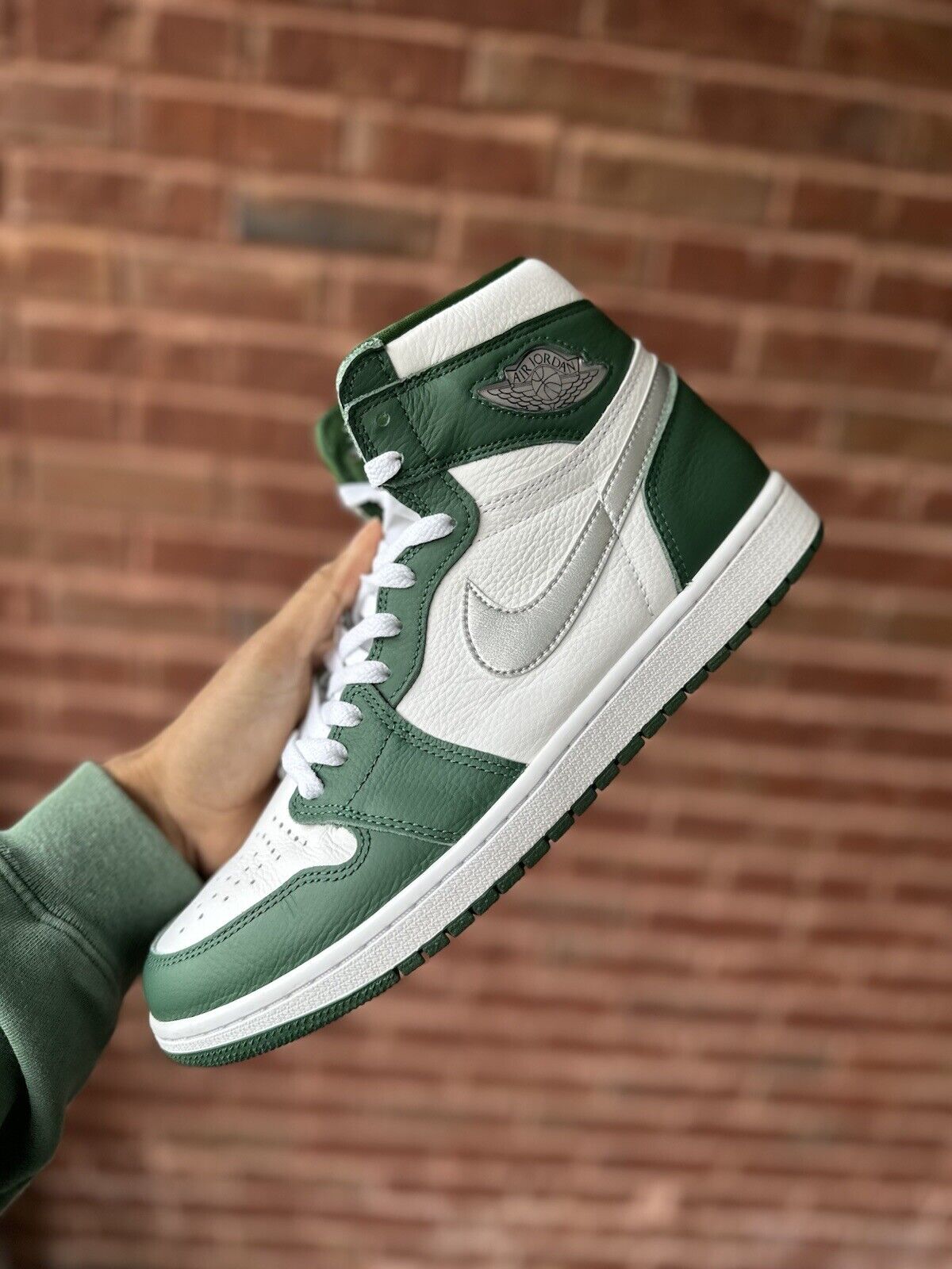 Size 11.5 - Jordan 1 Retro OG High Gorge Green