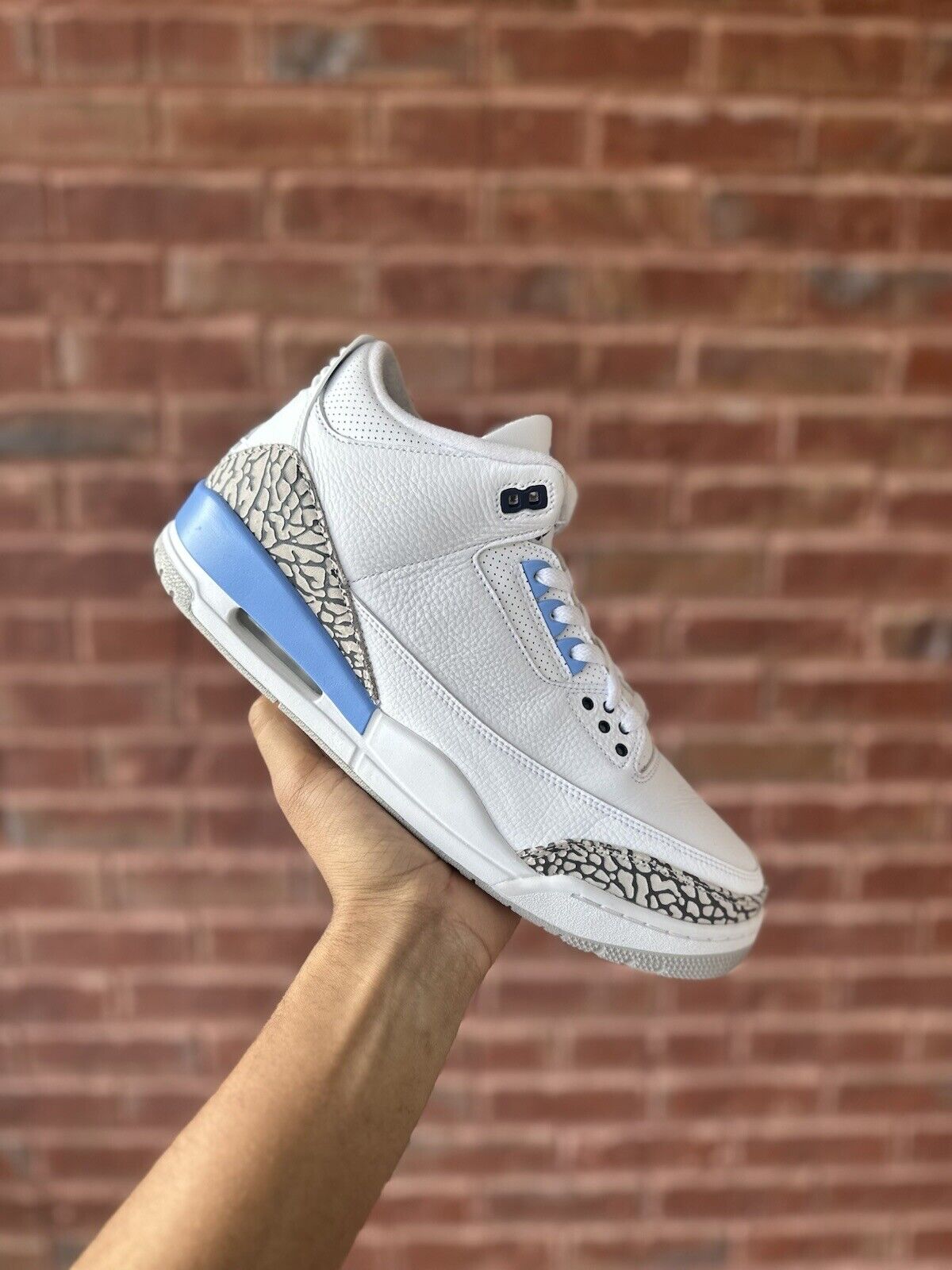 Size 12 - Jordan 3 Retro Mid UNC