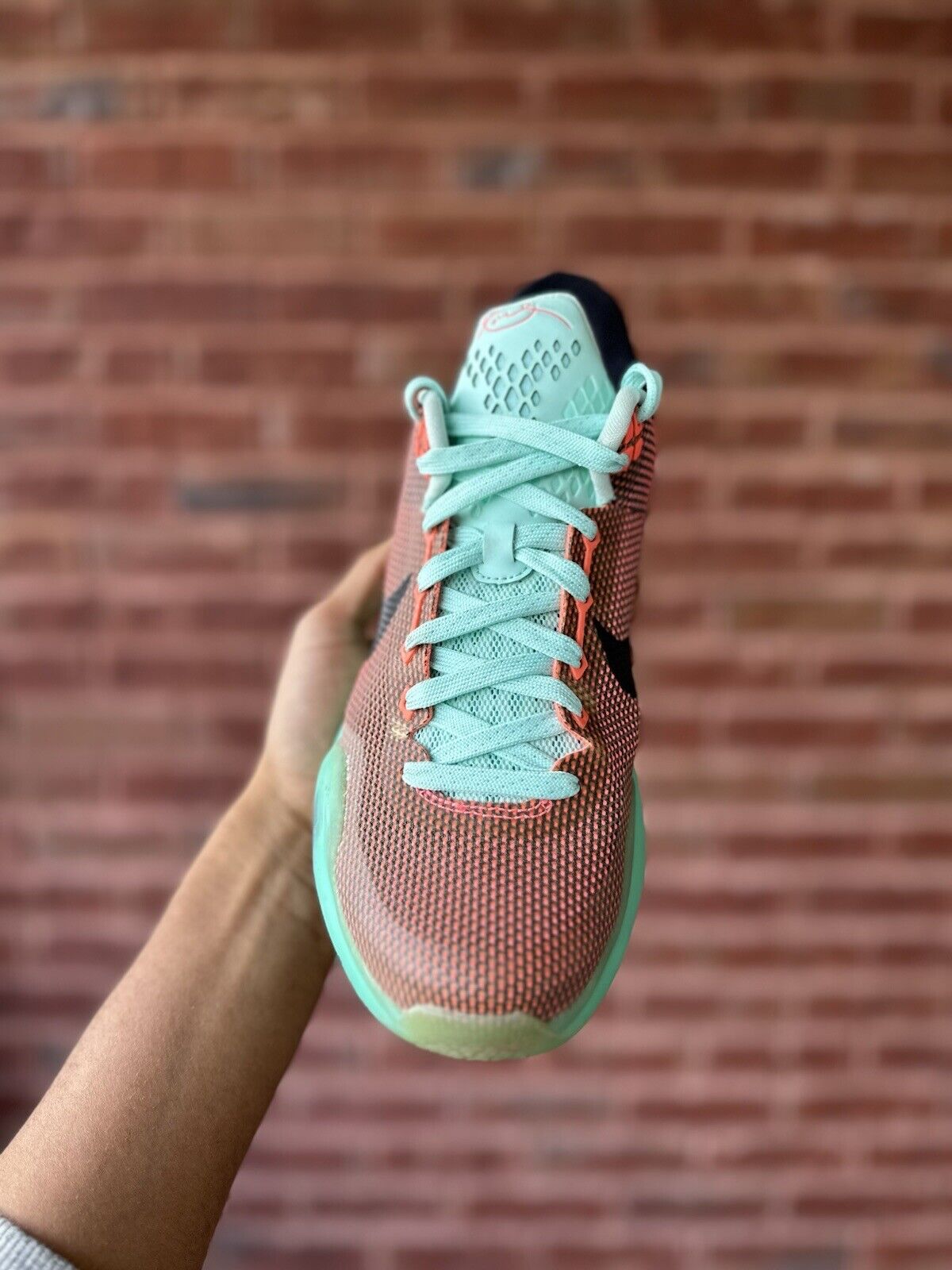 Size 8.5 - Nike Kobe 10 Easter