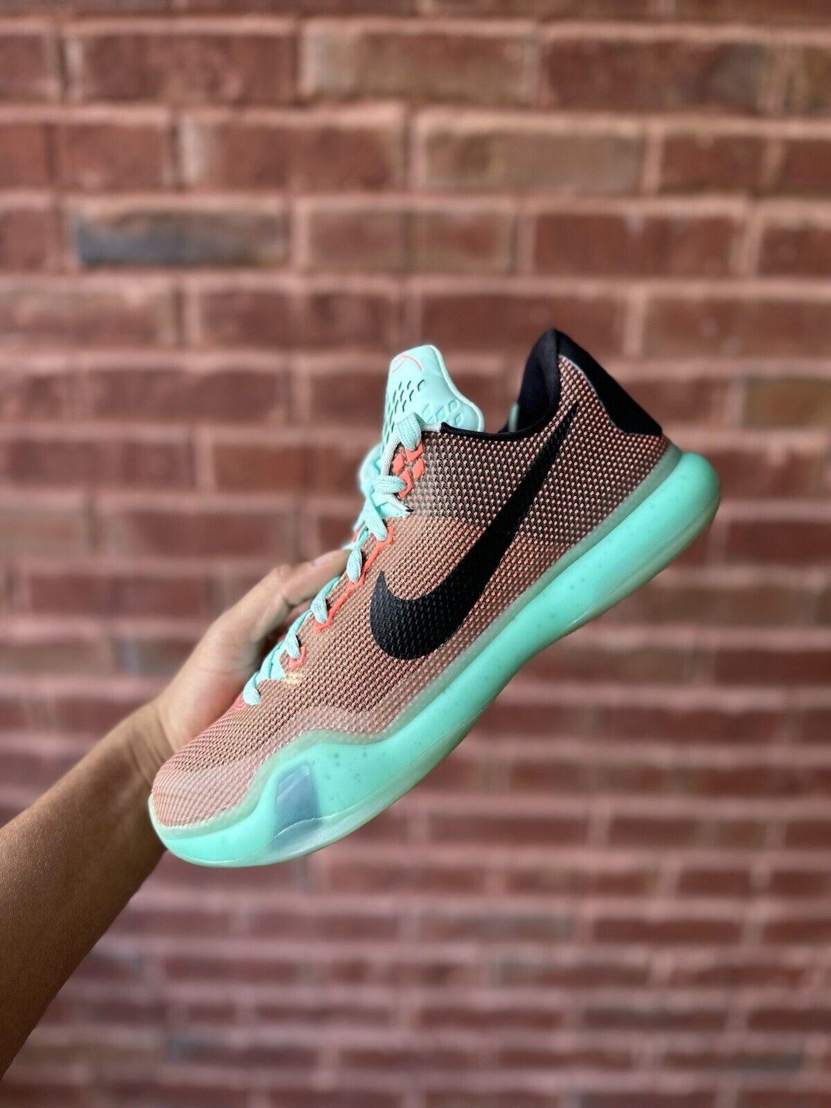 Size 8.5 - Nike Kobe 10 Easter