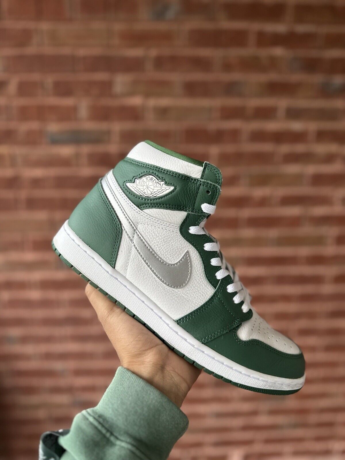 Size 11.5 - Jordan 1 Retro OG High Gorge Green