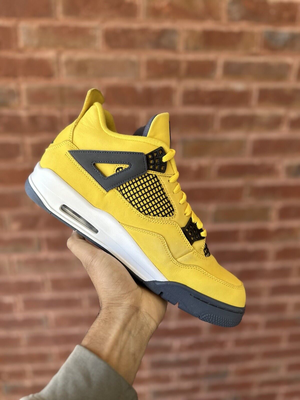 Size 12 - Jordan 4 Retro Mid Lightning