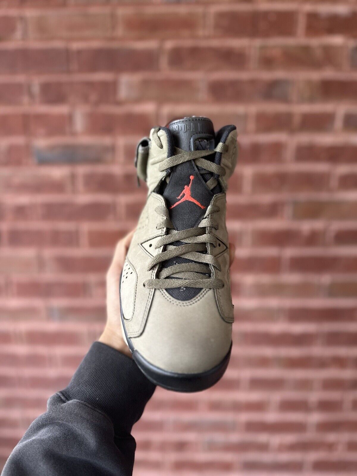 Size 8.5 - Jordan 6 Retro x Travis Scott Mid Olive