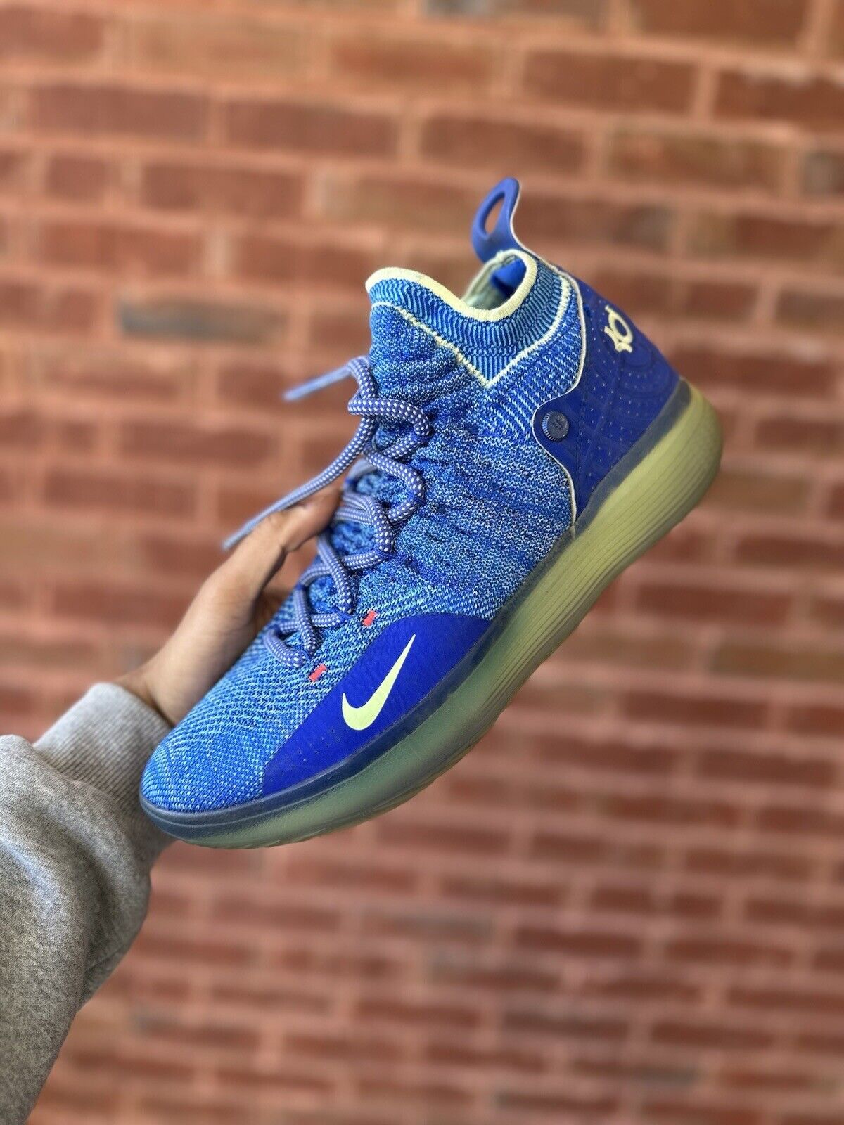 Size 10 - Nike Zoom KD 11 Paranoid