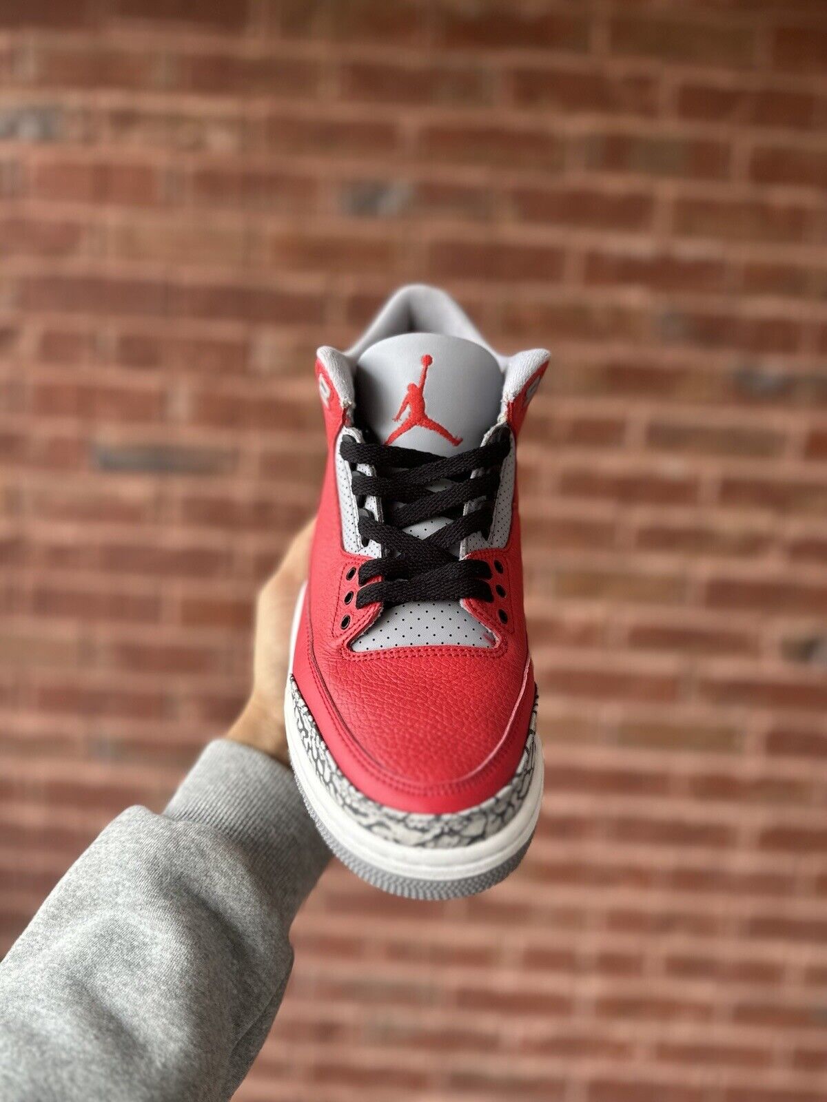 Size 9 - Jordan 3 Retro SE Mid Unite